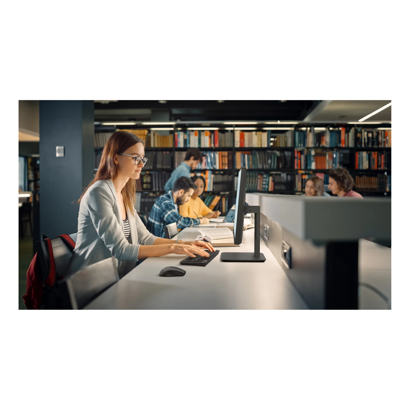 ASUS ExpertCenter P400 AiO P440VAESK-BPC079X Intel® Core™ i7 i7-13620H 60,5 cm (23.8") 1920 x 1080 pixels PC All-in-One 16 Go DDR5-SDRAM 512 Go SSD Windows 11 Pro Wi-Fi 6E (802.11ax) Noir