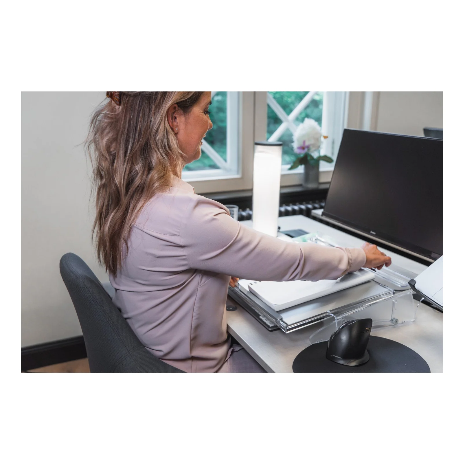 BakkerElkhuizen FlexDesk 640 avec ComfortRead