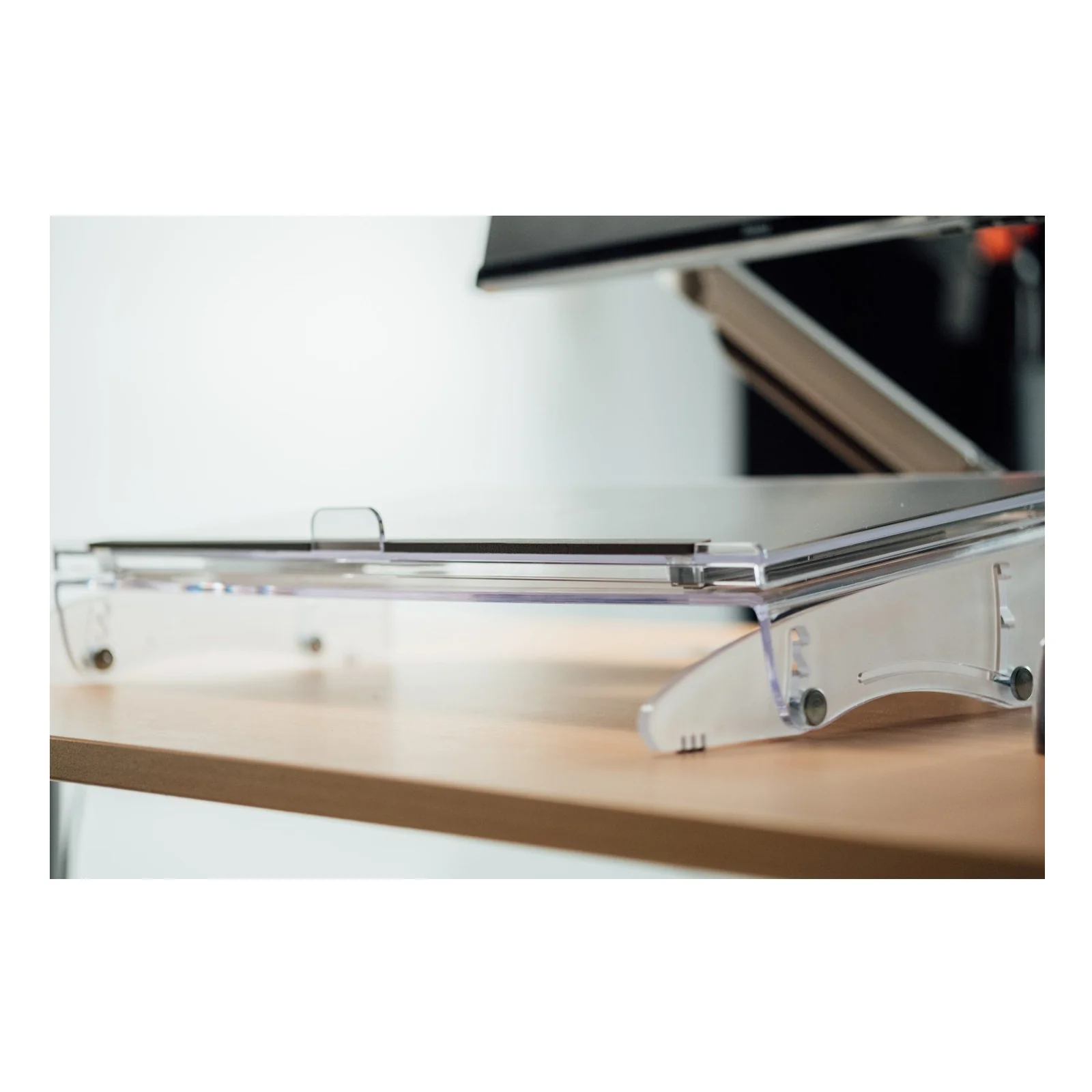 BakkerElkhuizen FlexDesk 640 avec ComfortRead