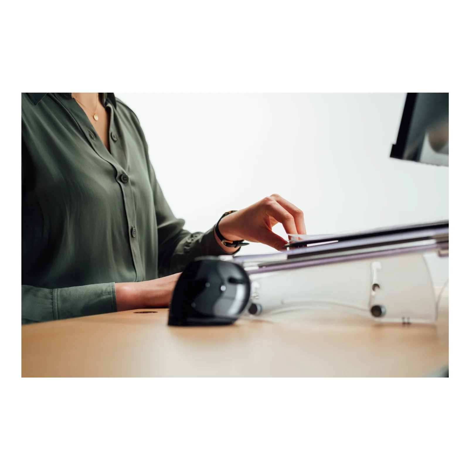 BakkerElkhuizen FlexDesk 640 Document Holder/Writing Slope