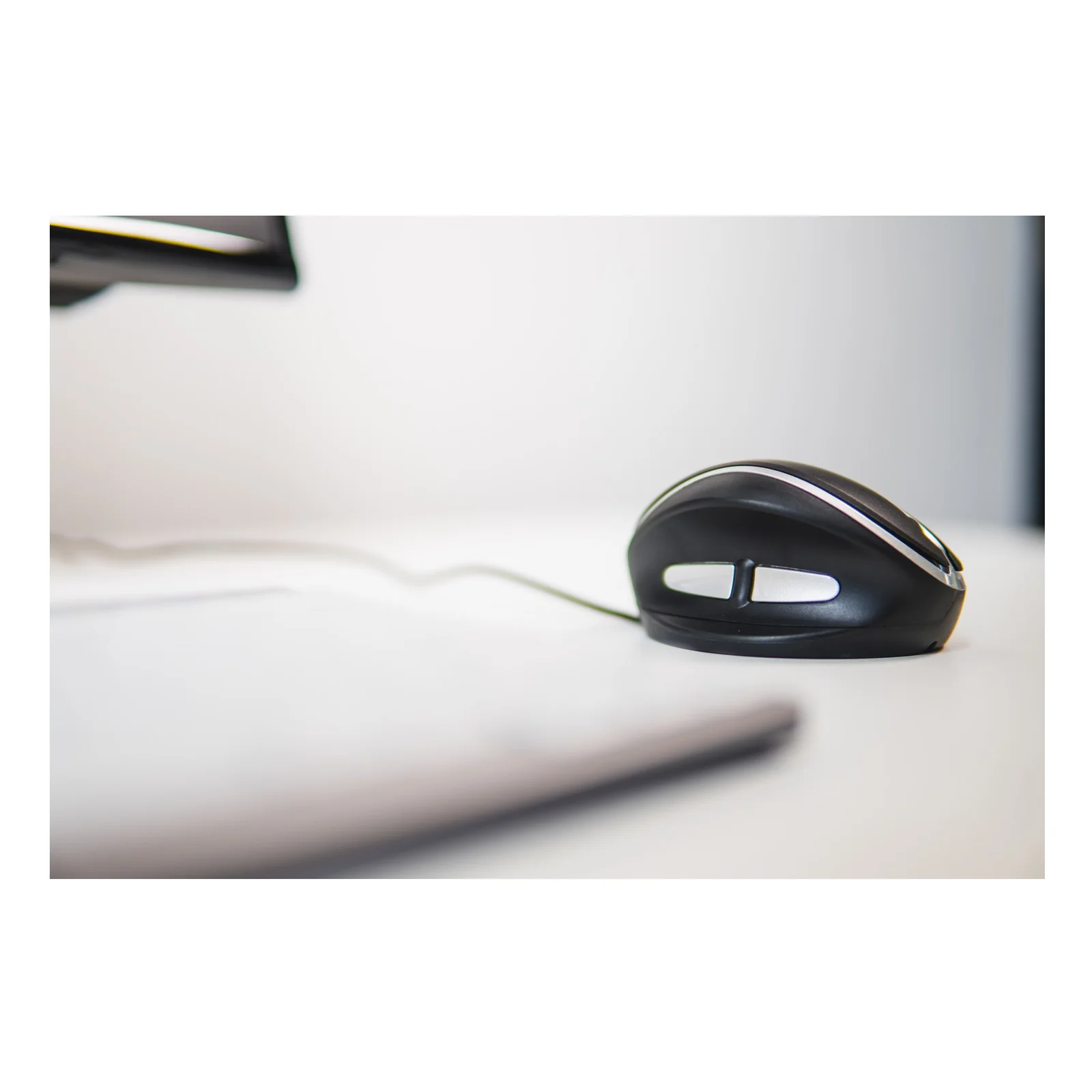 BakkerElkhuizen Oyster Mouse Wireless souris Bureau Ambidextre RF sans fil Laser 1200 DPI