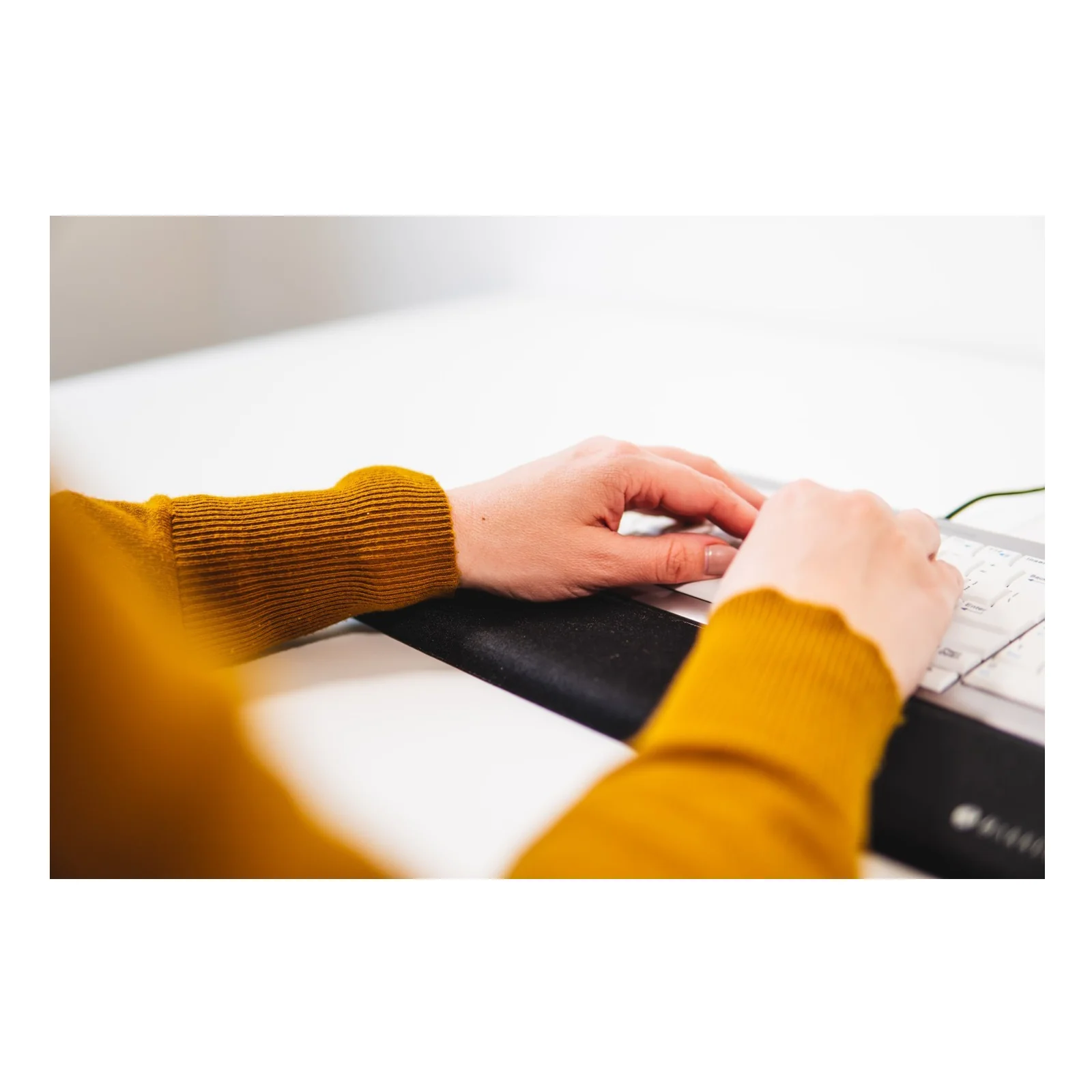 BakkerElkhuizen Trapezium Ergo Wrist Rest Compact