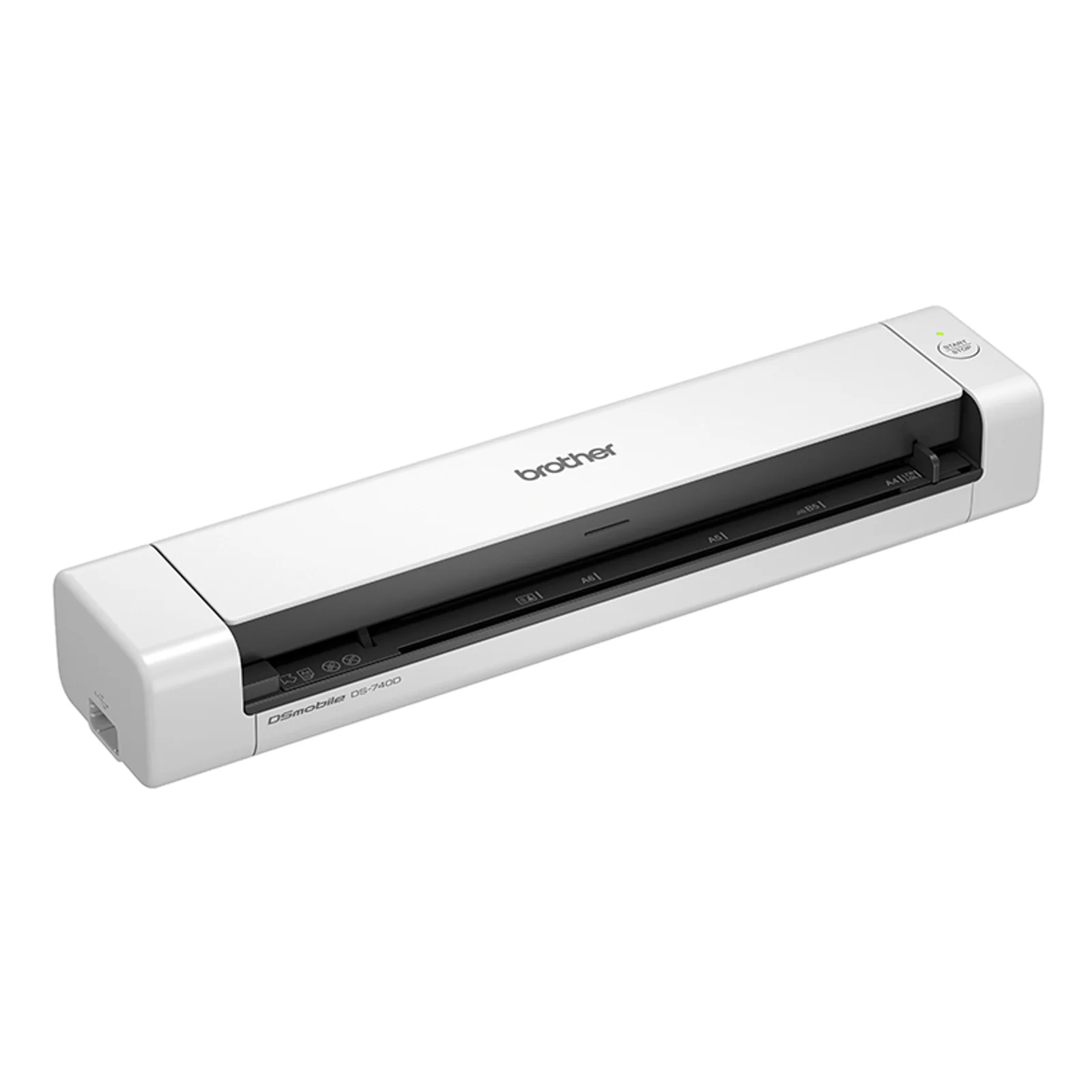Scanner Brother DS-740D en situation sur un bureau avec documents numérisés visibles à l'écran d'un ordinateur portable
