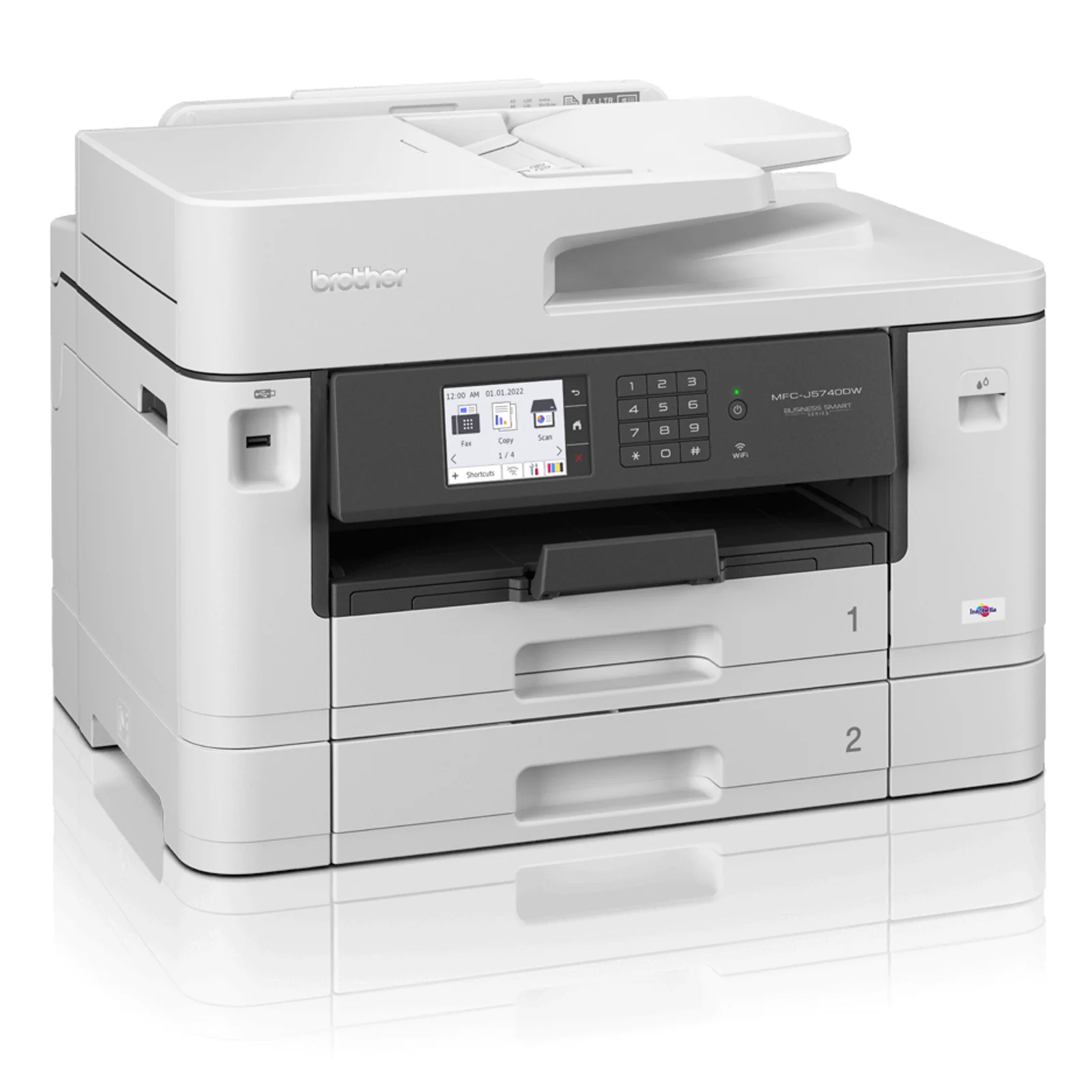 Multifonction Brother MFC-J5740DW de trois quarts avant avec chargeur de documents fermé, écran tactile et bac multifonctions visible