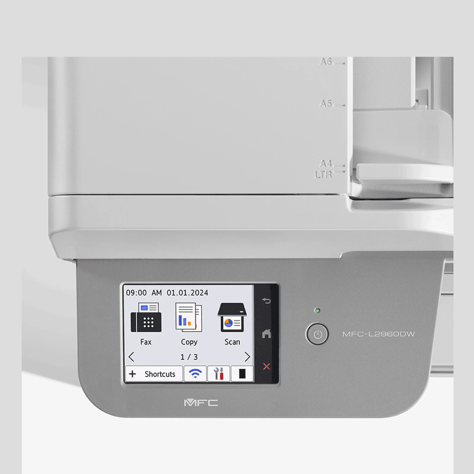 Gros plan sur le panneau de commande MFC-L2960DW avec écran tactile couleur, repères A4 LTR A5 A6 et bouton power