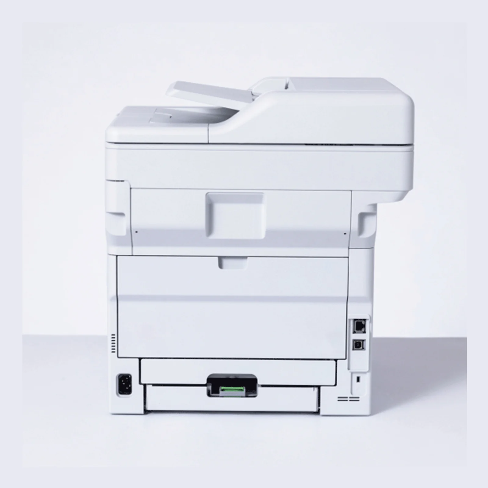 Brother MFC-L5710DN vu de dos, ports Gigabit Ethernet et USB visibles à droite
