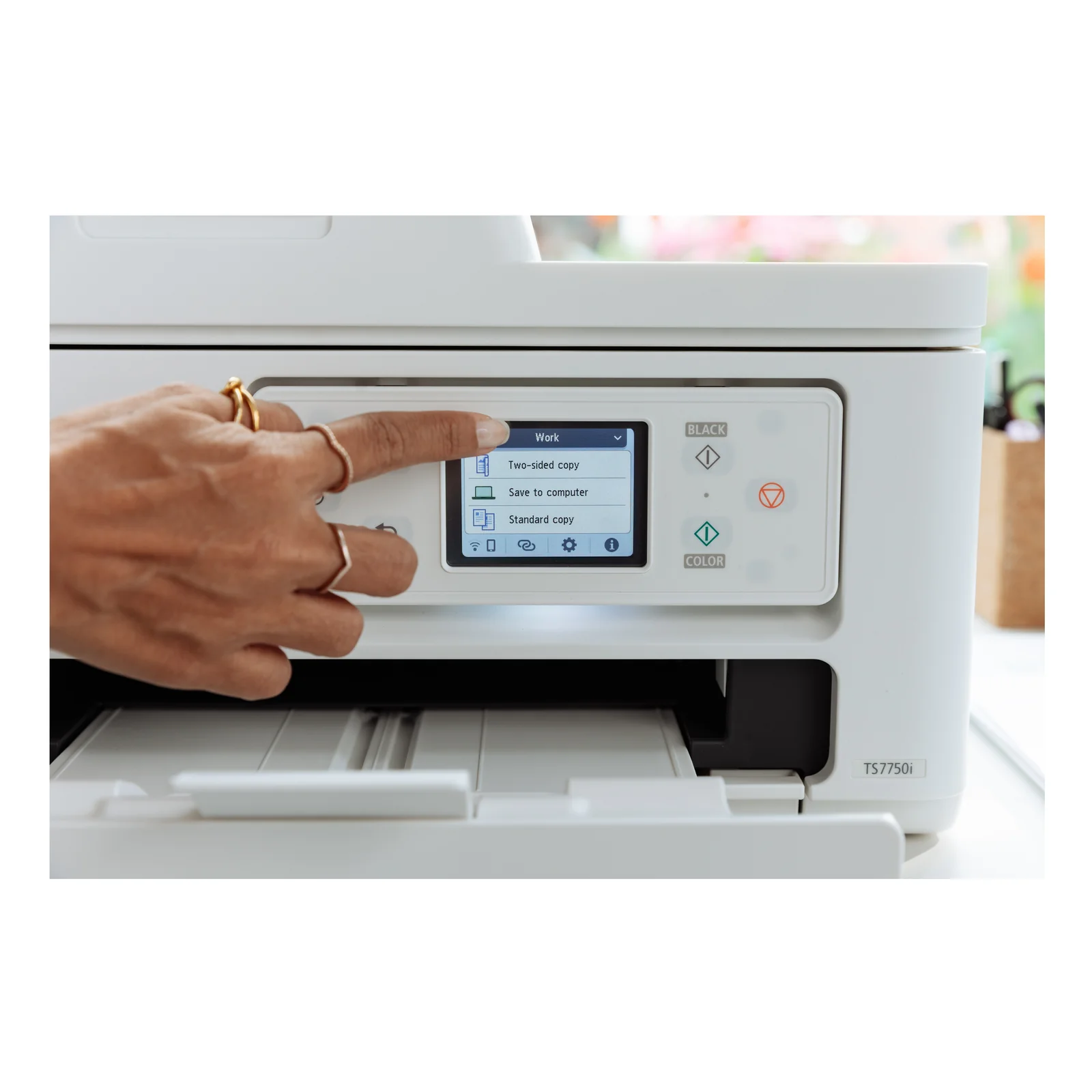 Imprimante Canon PIXMA TS7750i en utilisation au bureau