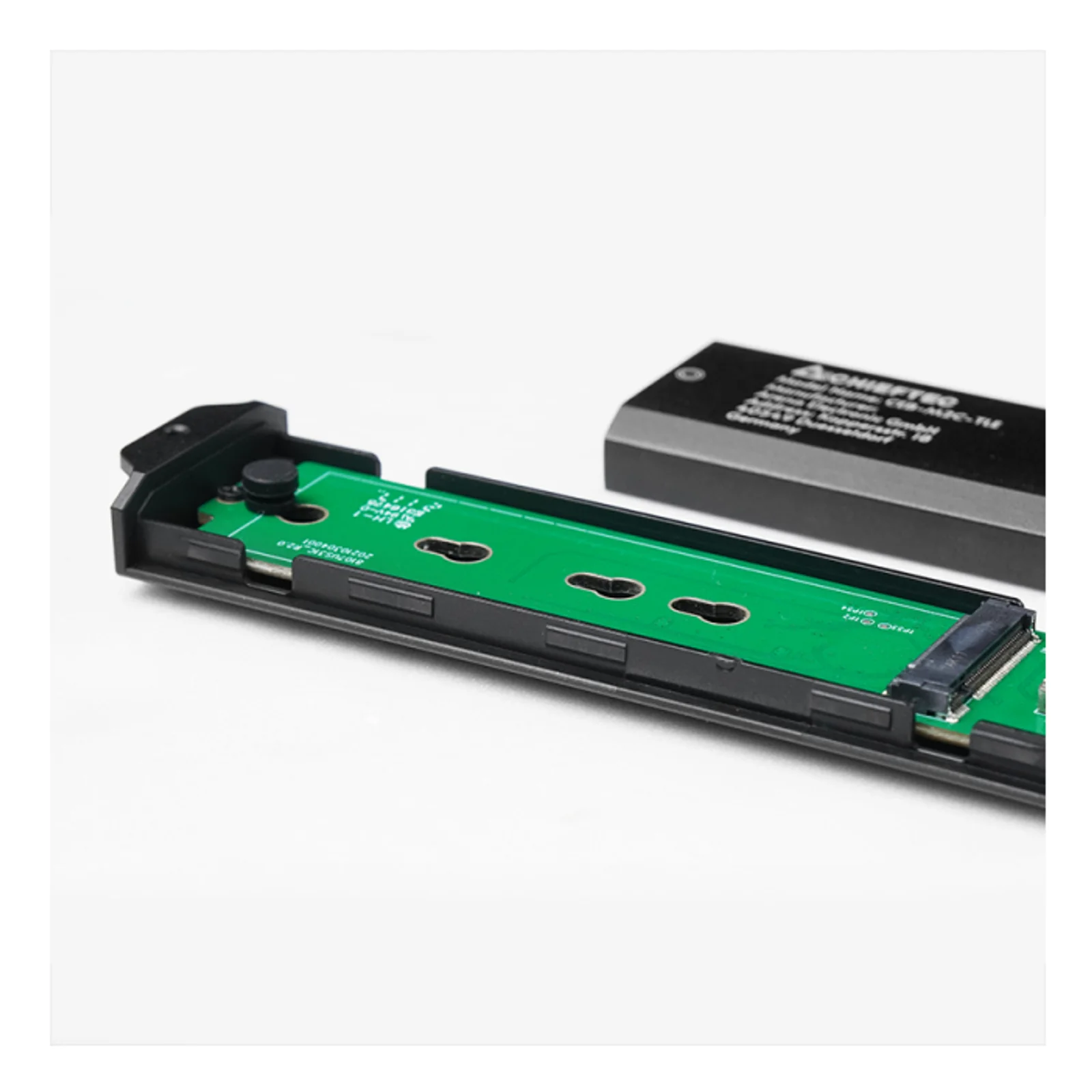 Chieftec CEB-M2C-TLE Boîtier de disques de stockage Enceinte ssd Noir M.2