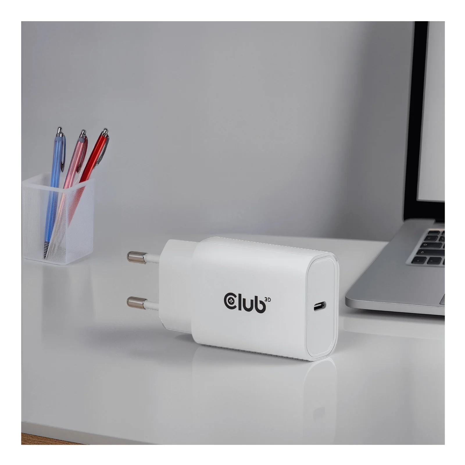 CLUB3D CAC-3020 chargeur d'appareils mobiles Smartphone, Universel Blanc Secteur Charge rapide Intérieure