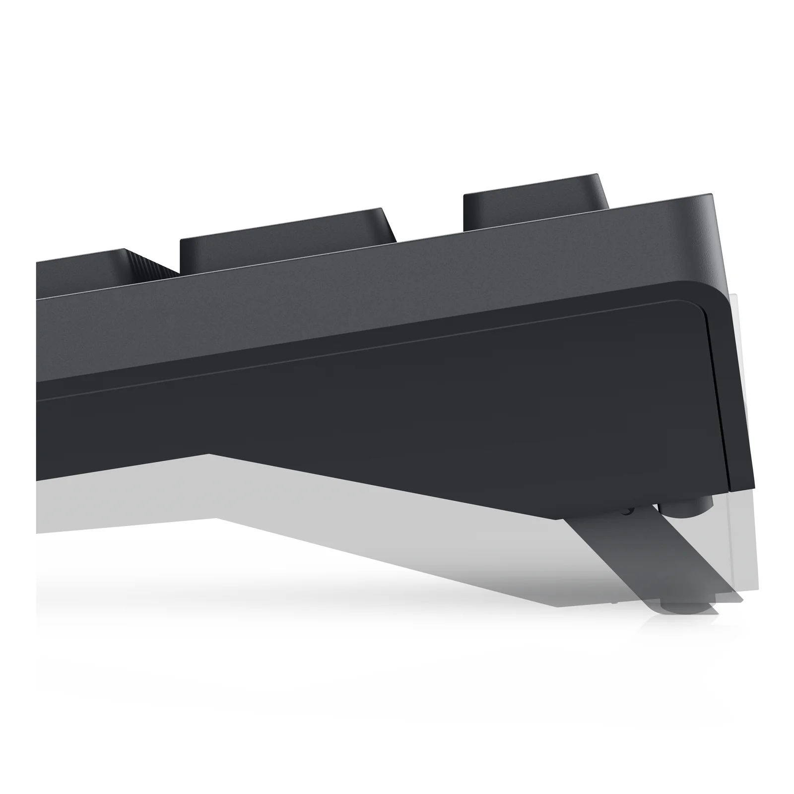 Profil latéral gauche du clavier Dell KM5221W, corps noir, bord inférieur chromé