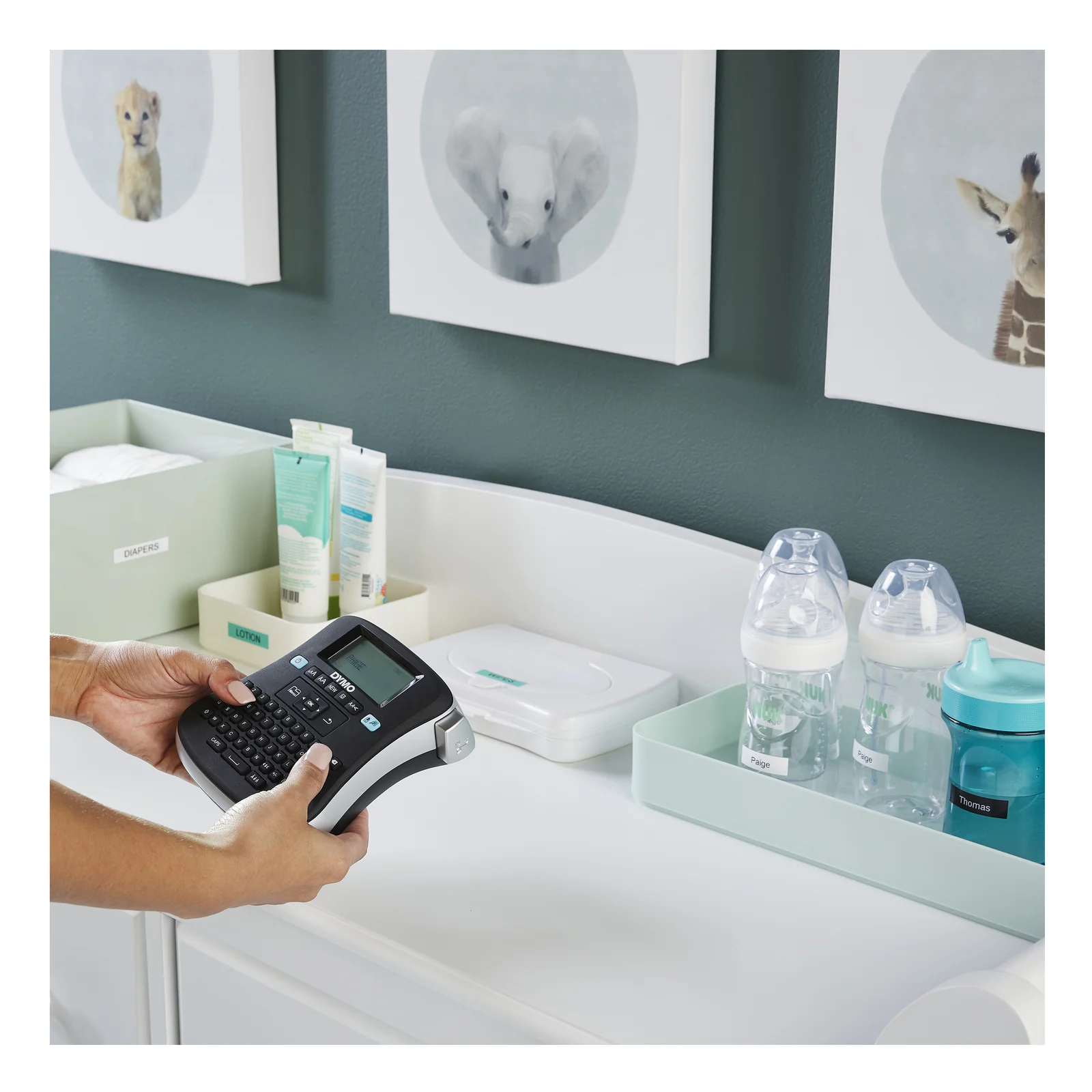 DYMO LabelManager ™ 210D+ QWERTY Kitcase
