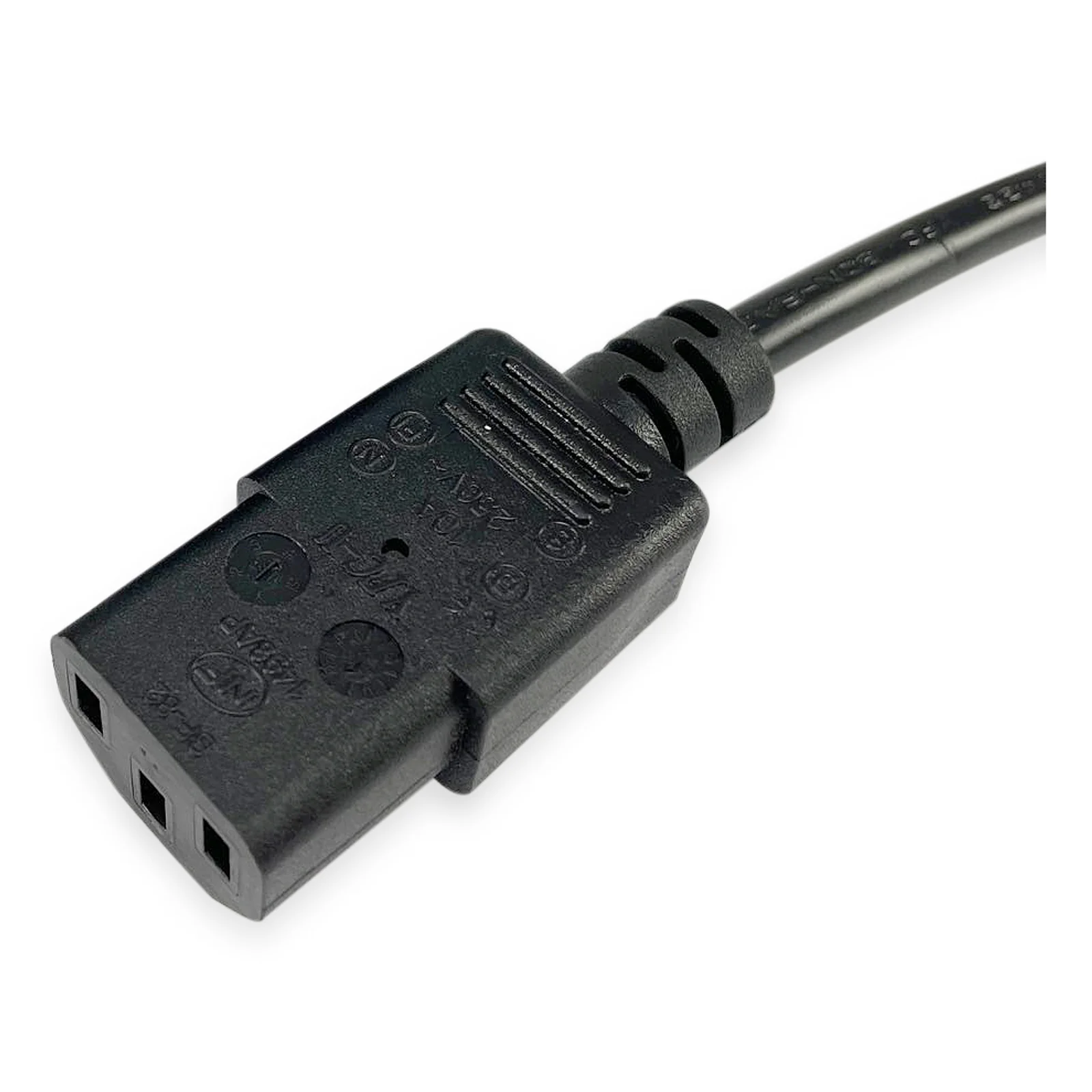Equip 112300 Noir 2 m BS 1363 Coupleur C13