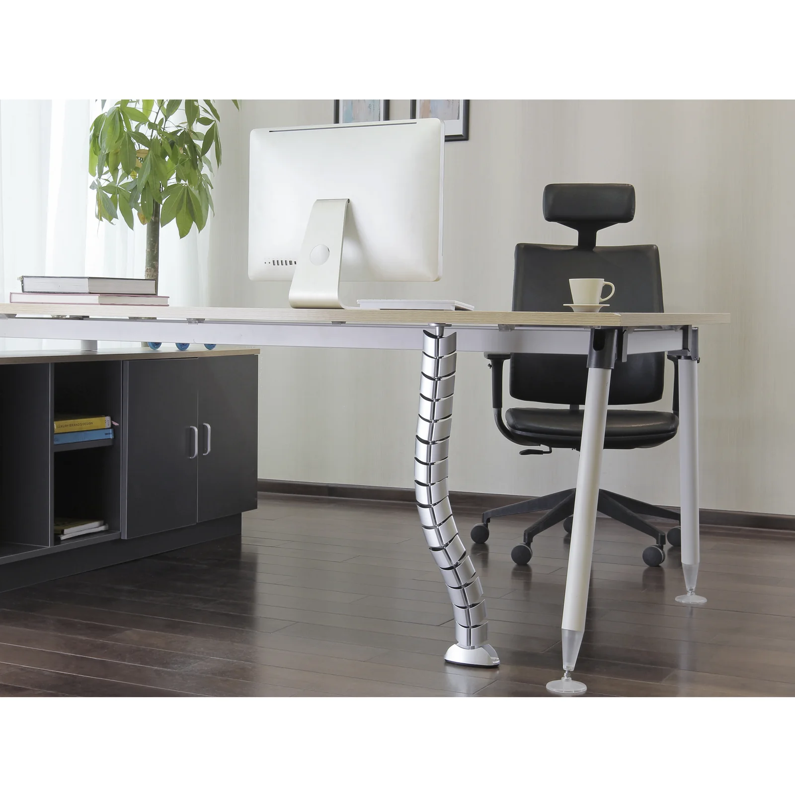 Equip 650862 range-câbles Bureau Manchon de câbles Argent 1 pièce(s)