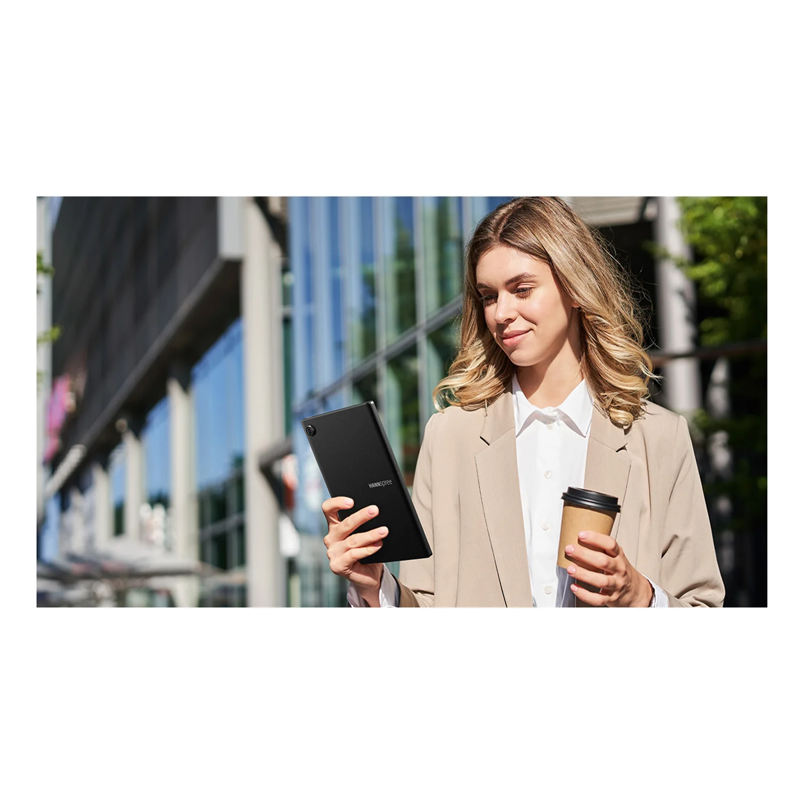 Hannspree Lumo 7.8 Reader Tablet 64 Go 19,8 cm (7.8") Android Noir