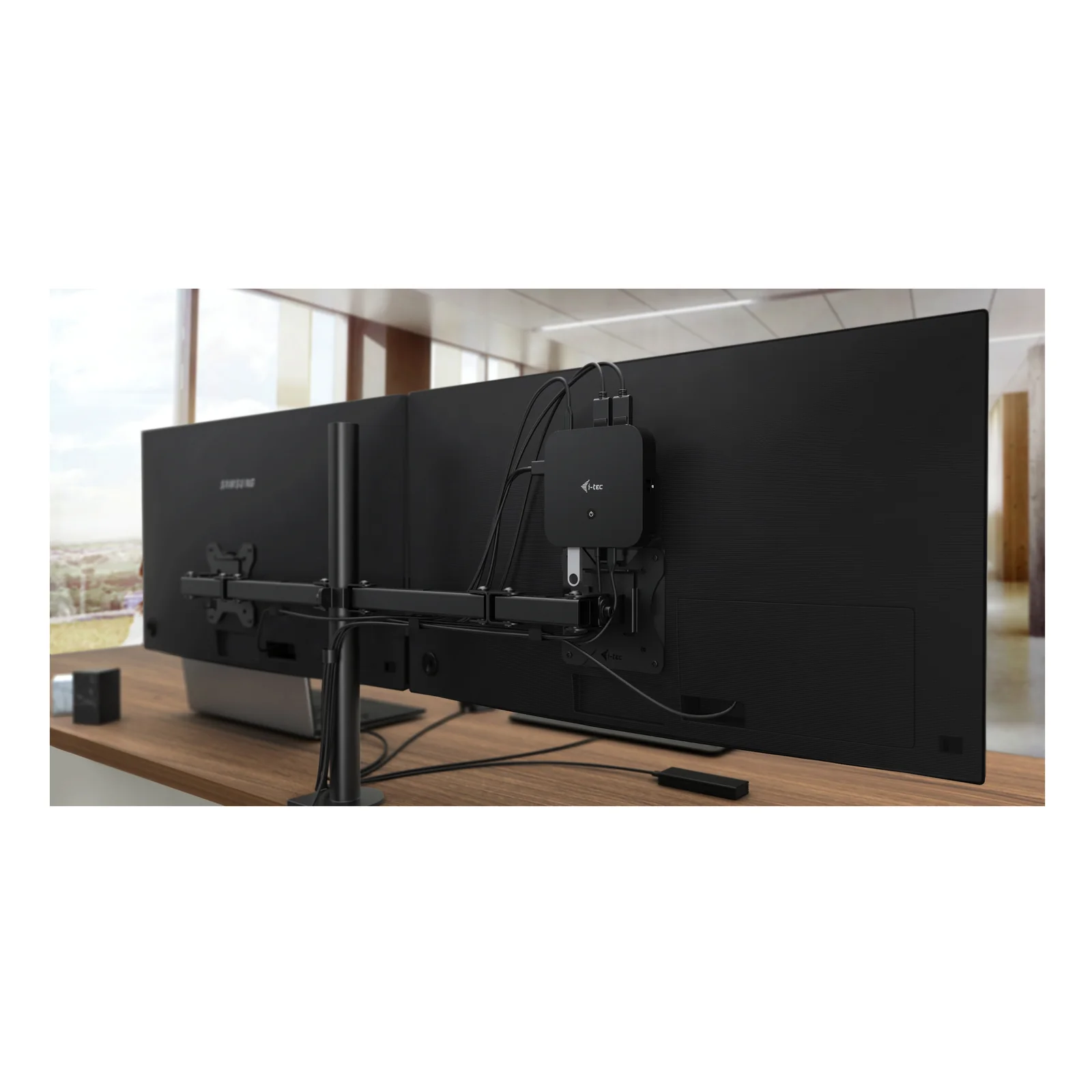 i-tec USB-C Dual Display Docking Station with Power Delivery 100 W + Universal Charger 100 W