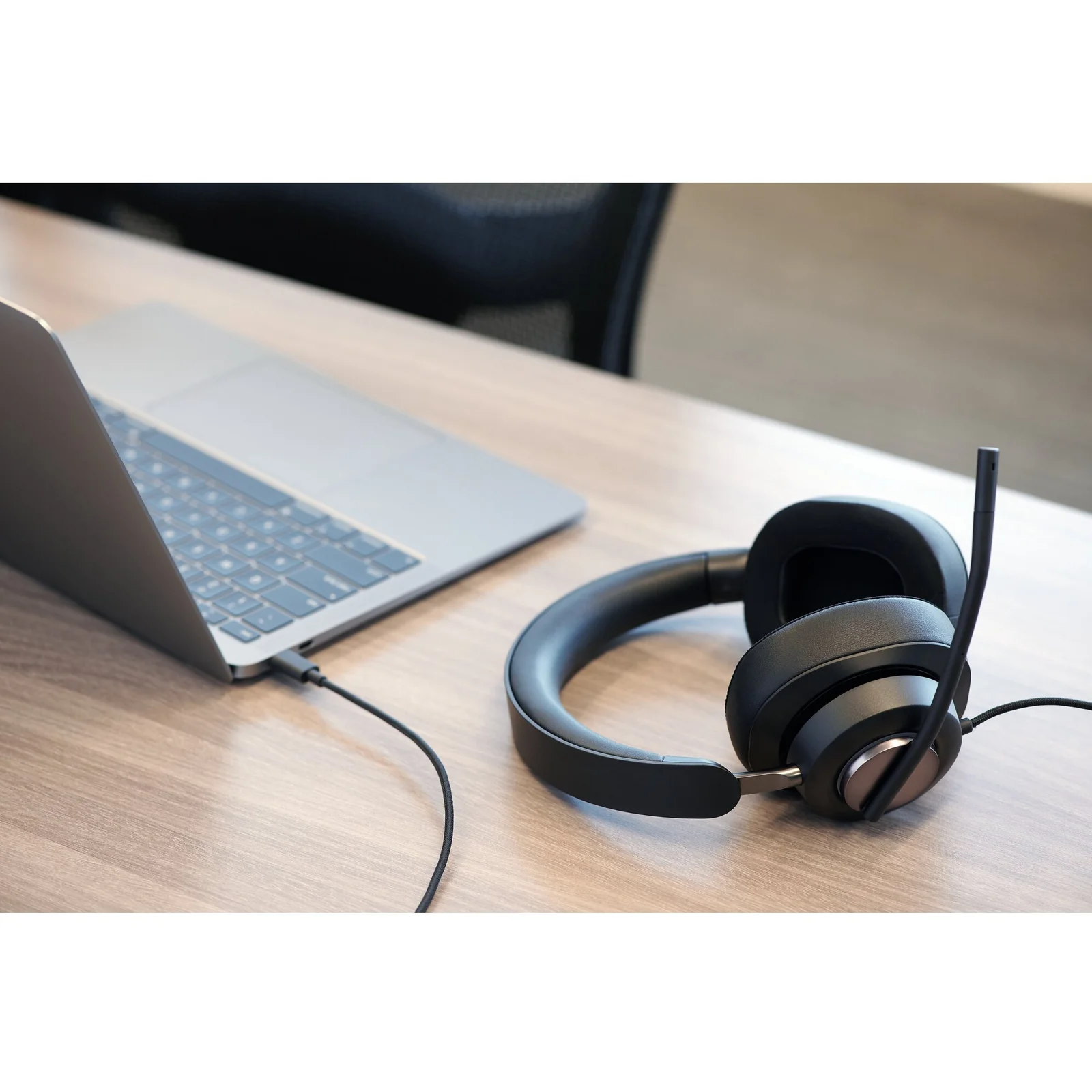Kensington H2000 Micro-casque USB-C circum aural