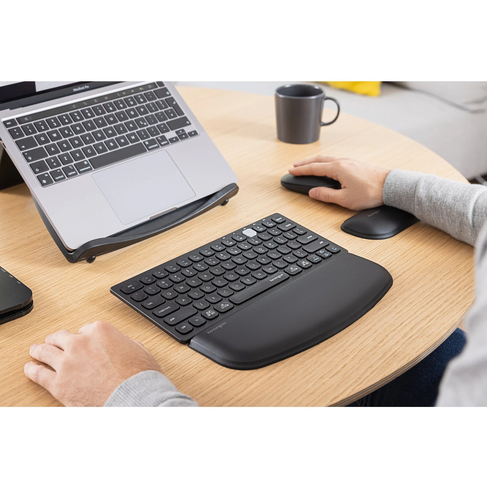 Kensington Rehausseur pour ordinateur portable SmartFit Easy Riser EQ