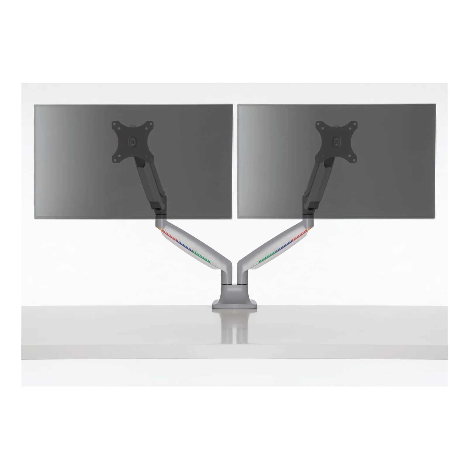 Double bras Kensington SmartFit avec deux moniteurs sombres, vue frontale sur fond gris neutre