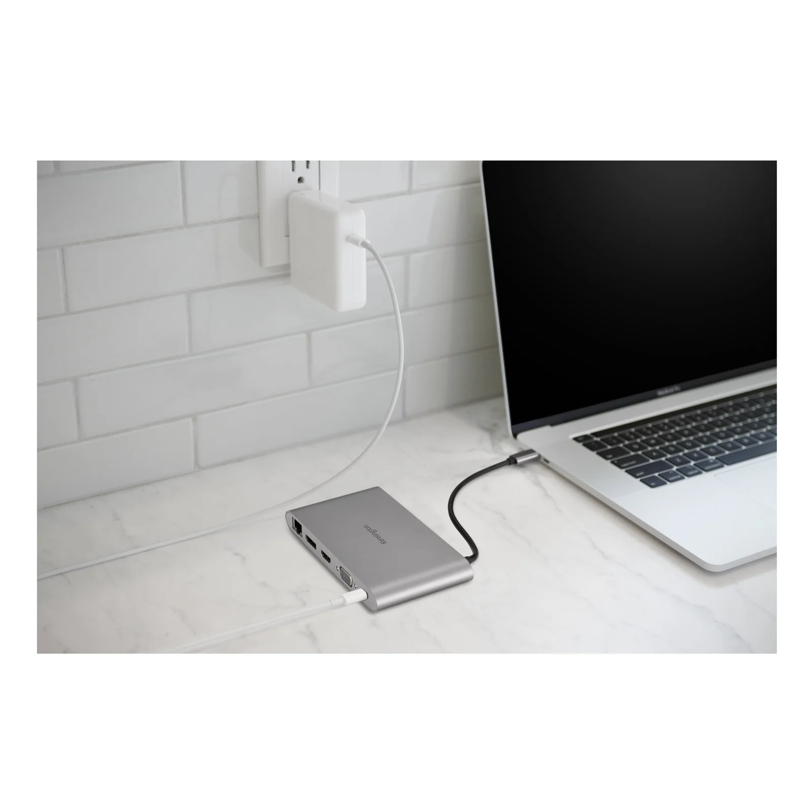 Kensington UH1440P Station d’accueil mobile USB-C 5 Gbits/s sans pilote avec double sortie vidéo – DP/HDMI/VGA