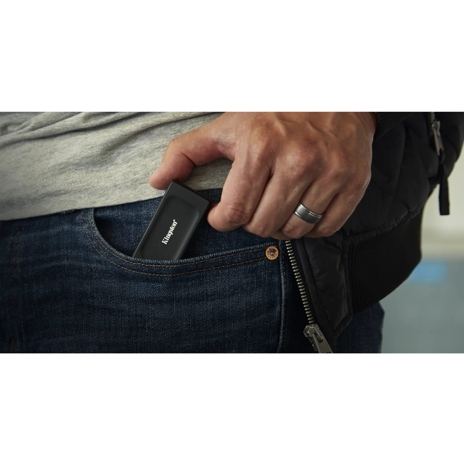 Kingston Technology 2TB XS1000 External USB 3.2 Gen 2 Portable Solid State Drive