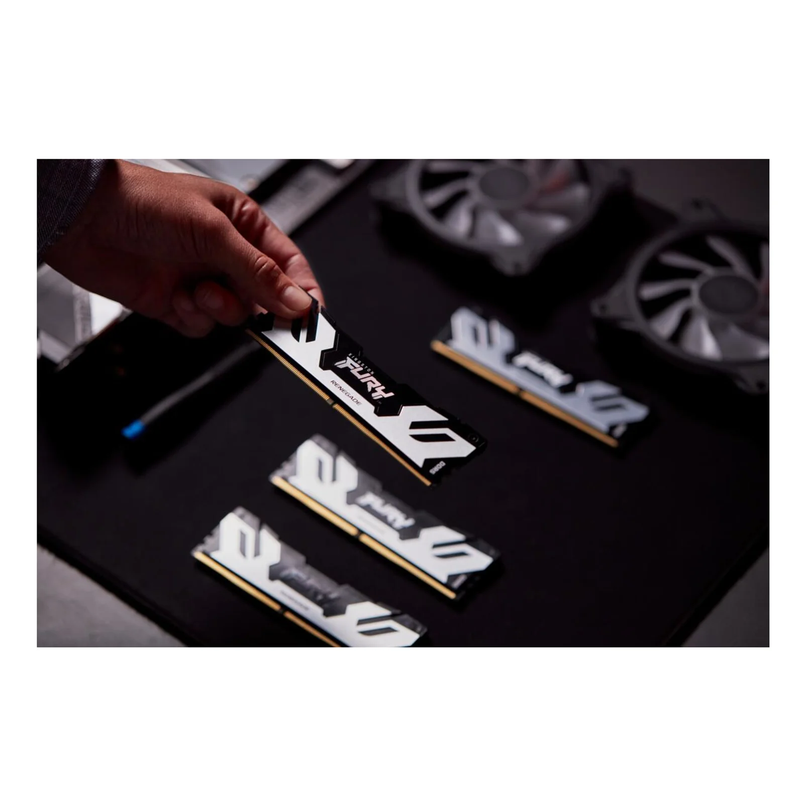 Kingston Technology FURY 24 Go 8400MT/s DDR5 CL40 CUDIMM Renegade Silver XMP