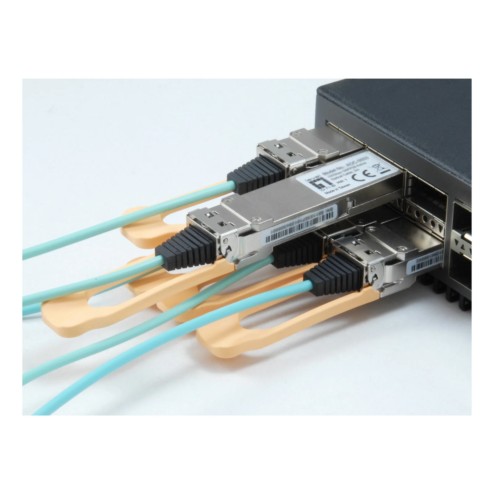 LevelOne AOC-0502 module émetteur-récepteur de réseau Fibre optique 103100 Mbit/s QSFP28 850 nm