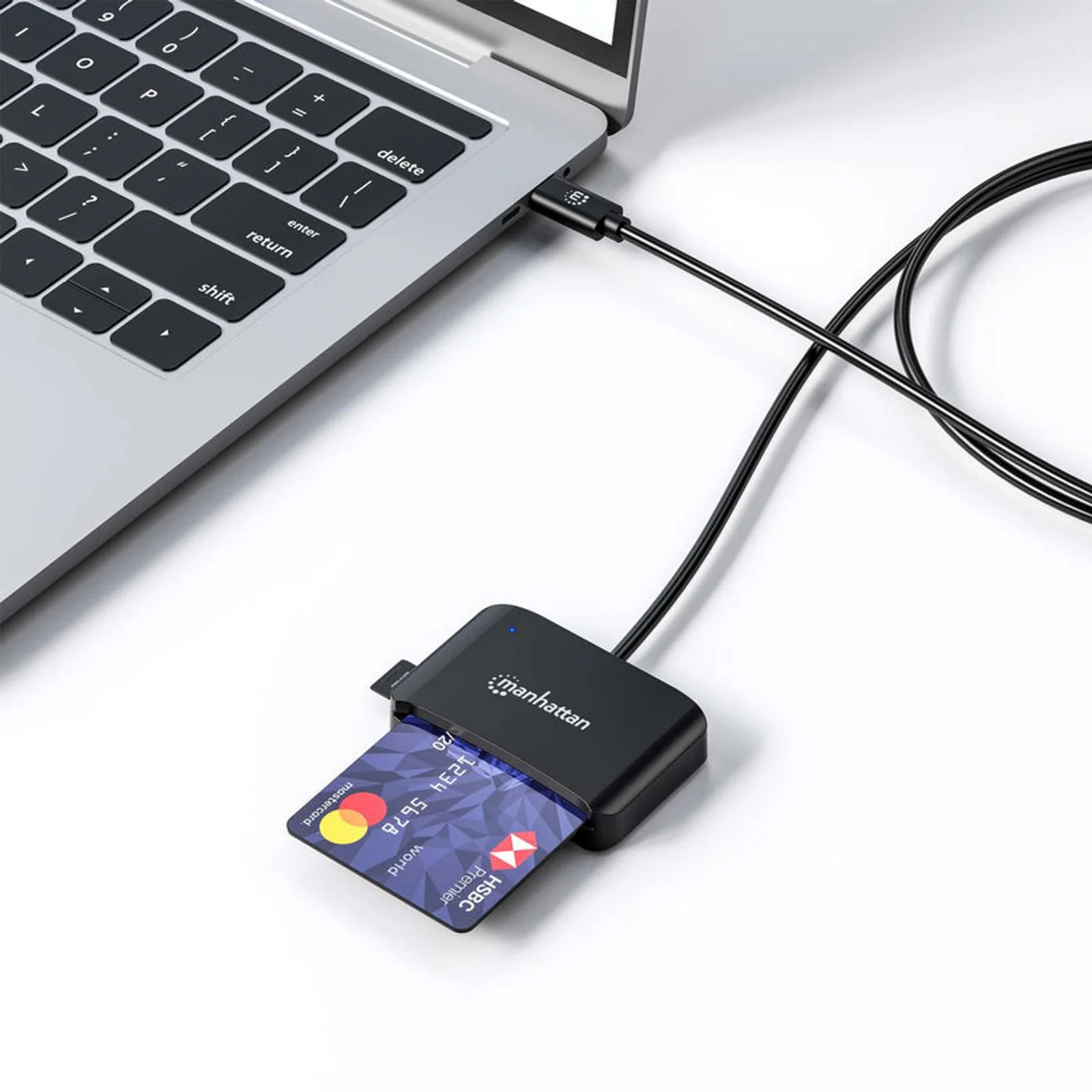 Manhattan Lecteur de cartes à puce à contact USB-C, avec emplacement microSD, connecteur USB-C mâle, compatible avec Windows, macOS et Linux, lit les cartes SIM avec adaptateur, câble de 1 m, noir, garantie de 3 ans