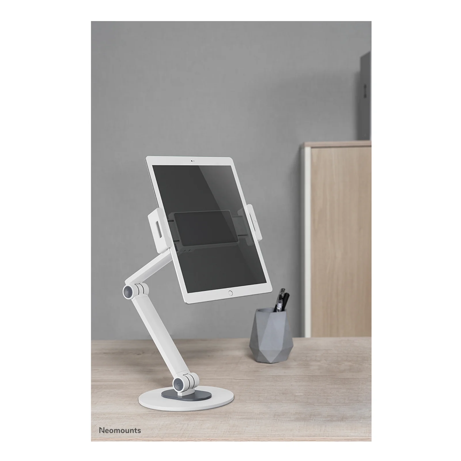 Neomounts DS15-550WH1 Support pour tablette 4.7-12.9" - universel