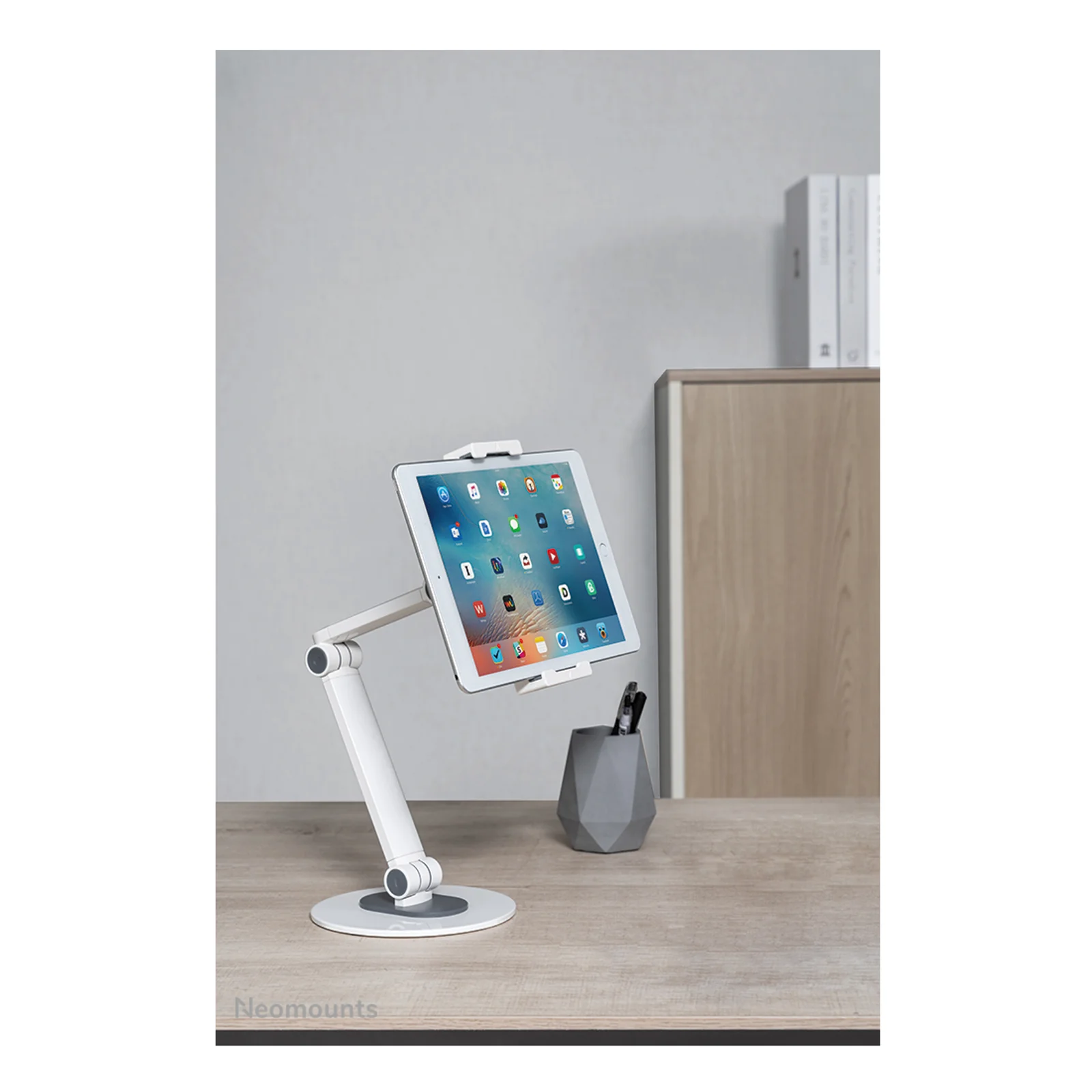 Neomounts DS15-550WH1 Support pour tablette 4.7-12.9" - universel