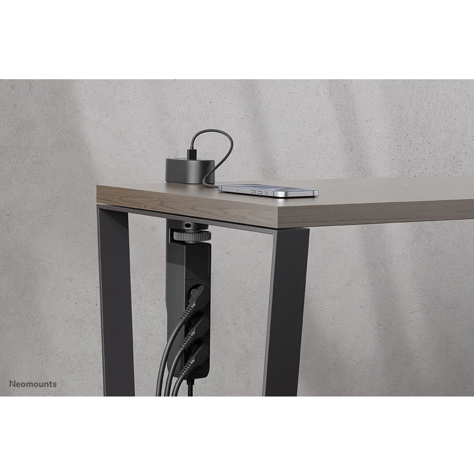 Neomounts DS22-840BL6 Multiprise de bureau avec pince et ports USB-C et USB-A - charge rapide