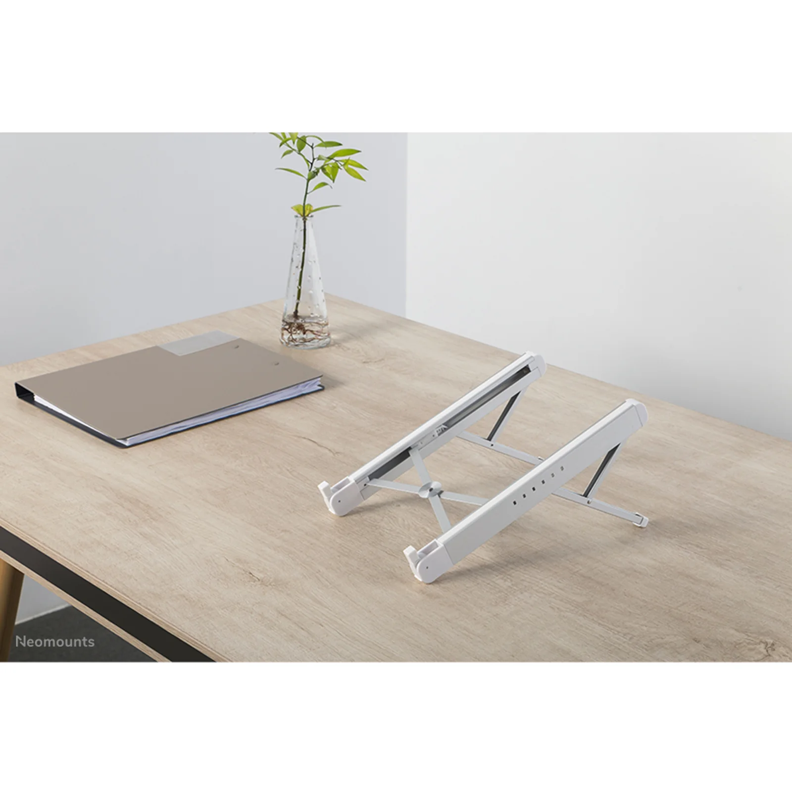 Neomounts NSLS010 Support pour ordinateur portable 11-17" - pliable - compact - universel