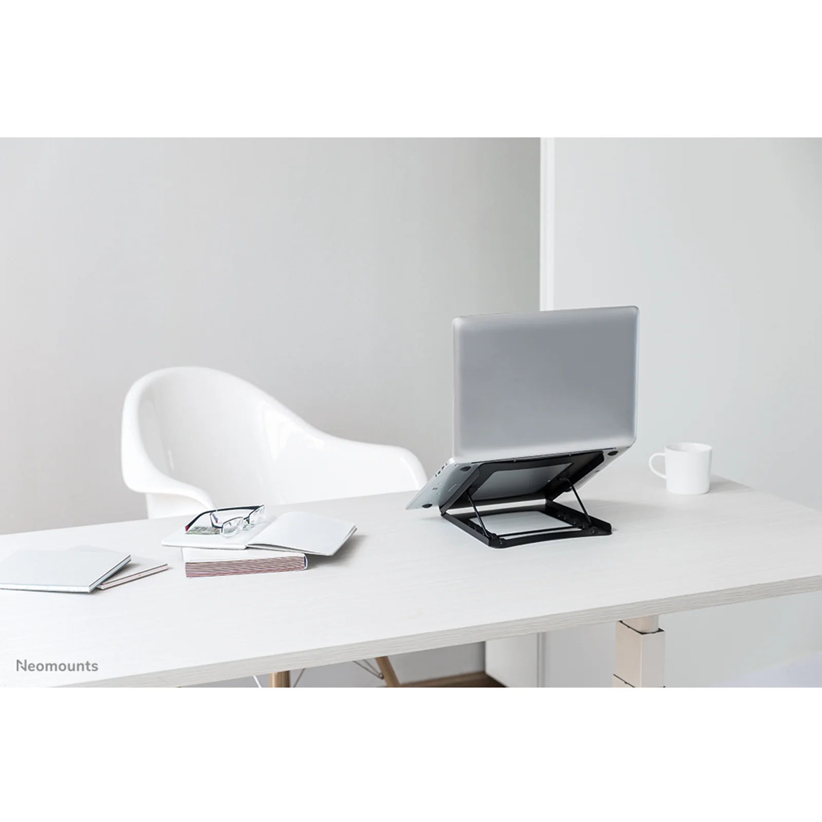 Neomounts NSLS075BLACK Support pour ordinateur portable 10-16" - pliable - compact - universel