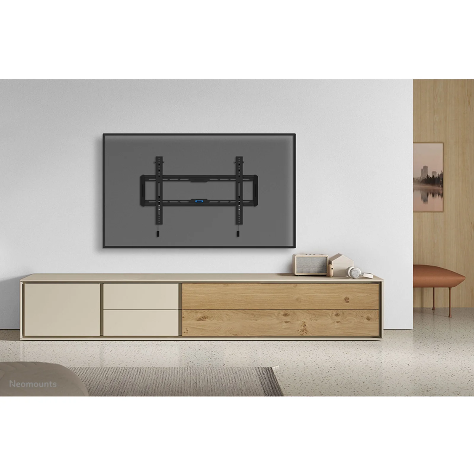 Neomounts WL35-550BL16 Support pour écran mural 42-86" - inclinable - installation facile