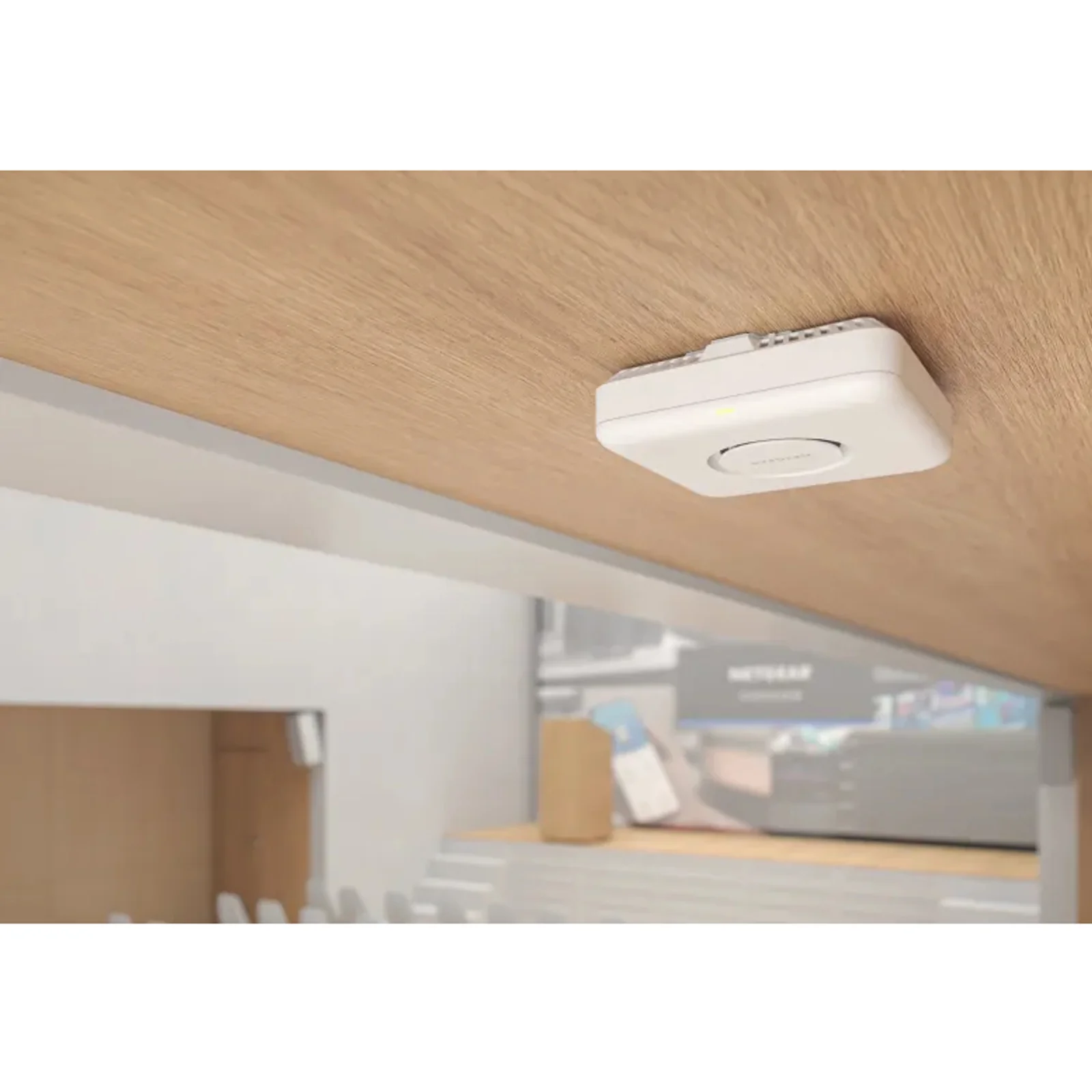 NETGEAR WBE710 Blanc Connexion Ethernet, supportant l'alimentation via ce port (PoE)