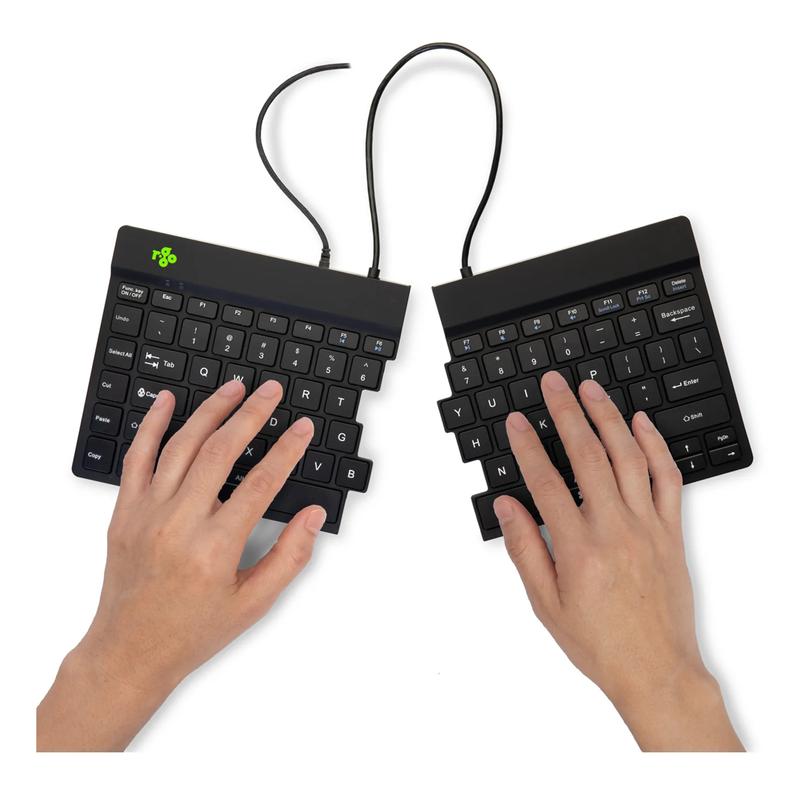 Mains tapant sur le clavier R-Go Split Break v2 en position écartée, vue de dessus
