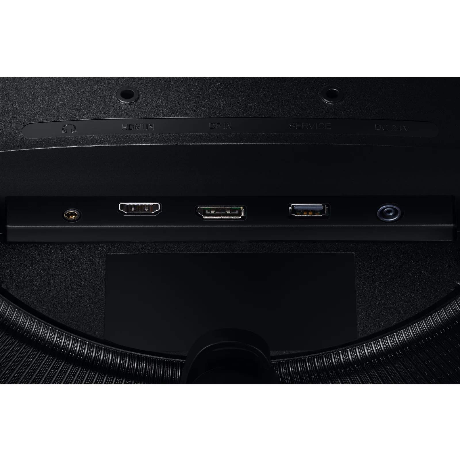 Gros plan sur le panneau de connexions inférieur du Samsung Odyssey G5 avec ports HDMI, DisplayPort et USB alignés