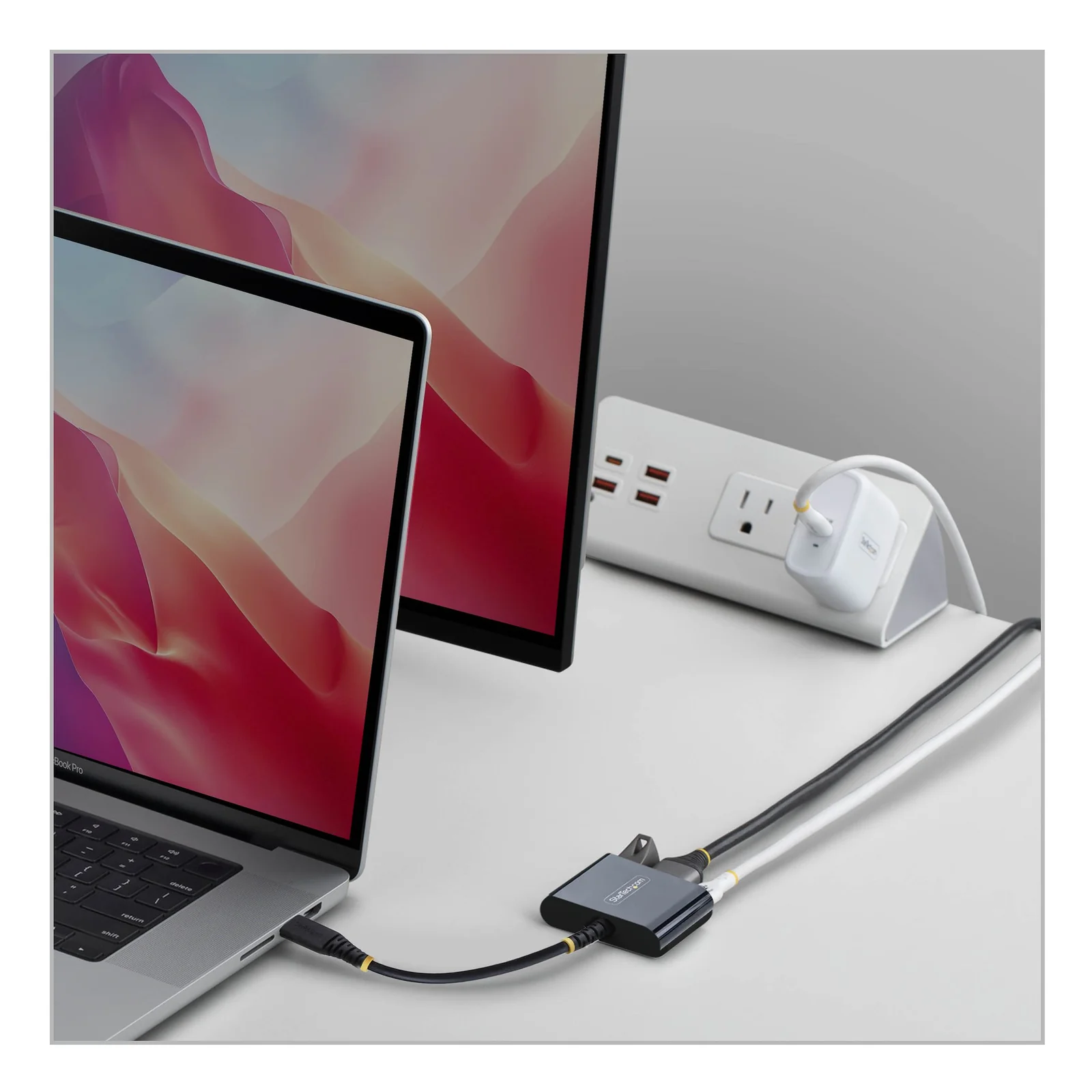 StarTech.com Adaptateur Multiport USB-C vers HDMI avec Charge PD 140W, HDMI 4K 60Hz, Hub USB 5 Gbps, Mini Dock pour MacBook / Dell / Thinkpad / HP / iPad / Tablettes
