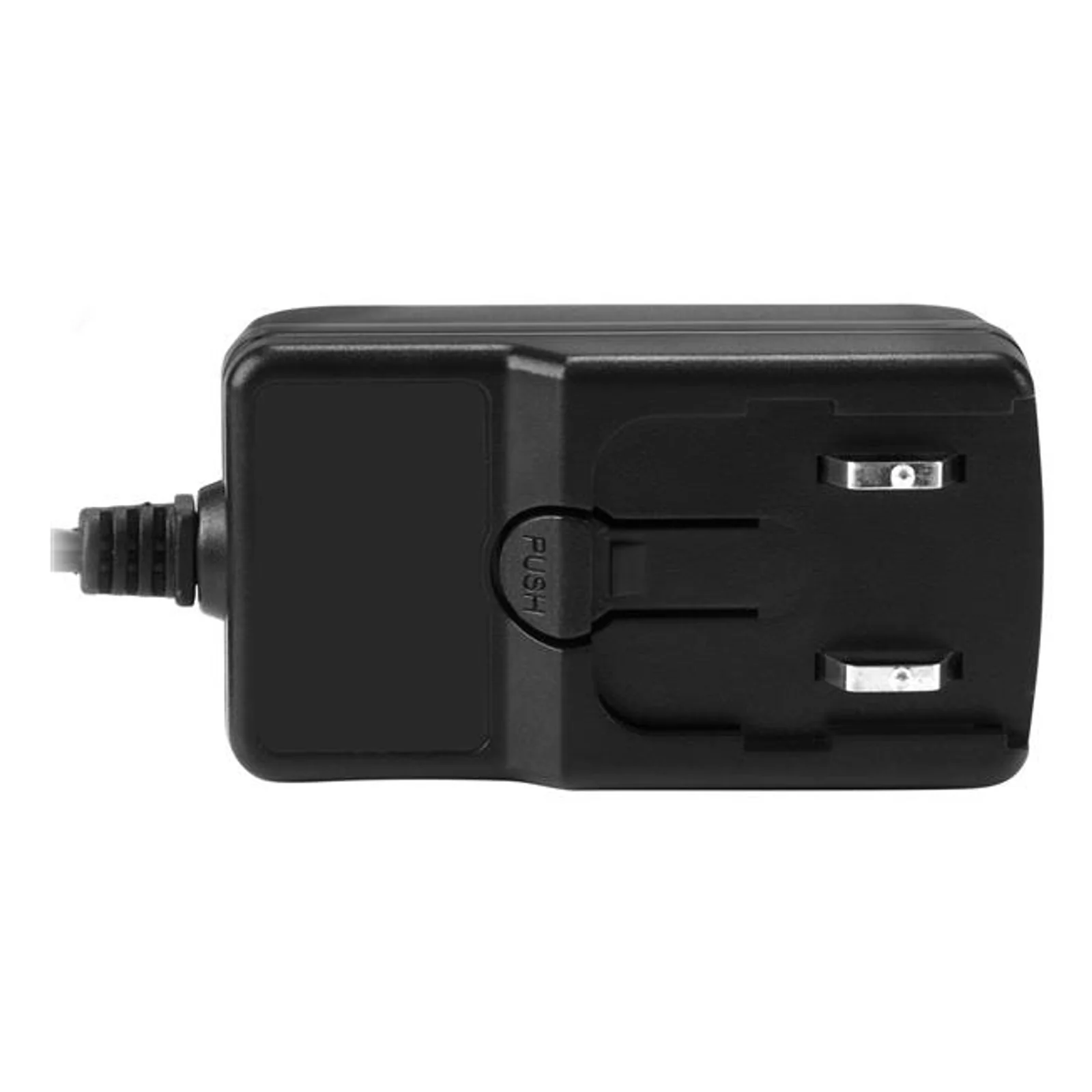 Vue latérale de l'adaptateur secteur noir montrant le bouton PUSH de déverrouillage et les broches de prise US montées sur le boîtier compact