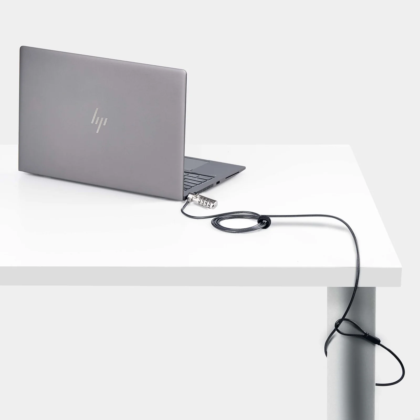 StarTech.com Antivol pour Ordinateur Portable Compatible Nano Slot, Câble de Verrouillage de 1,5m, Sécurité Antivol pour PC Portable, Câble en Acier Résistant aux Coupures, Serrure à 4 Chiffres