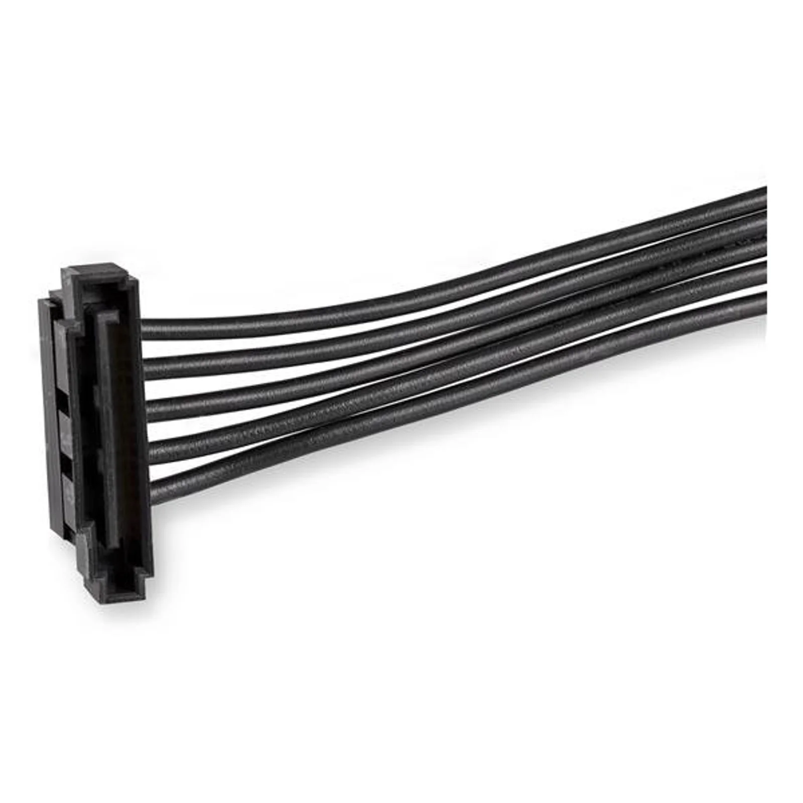 Gros plan frontal sur connecteur SATA femelle 15 broches noir avec câbles noirs en sortie