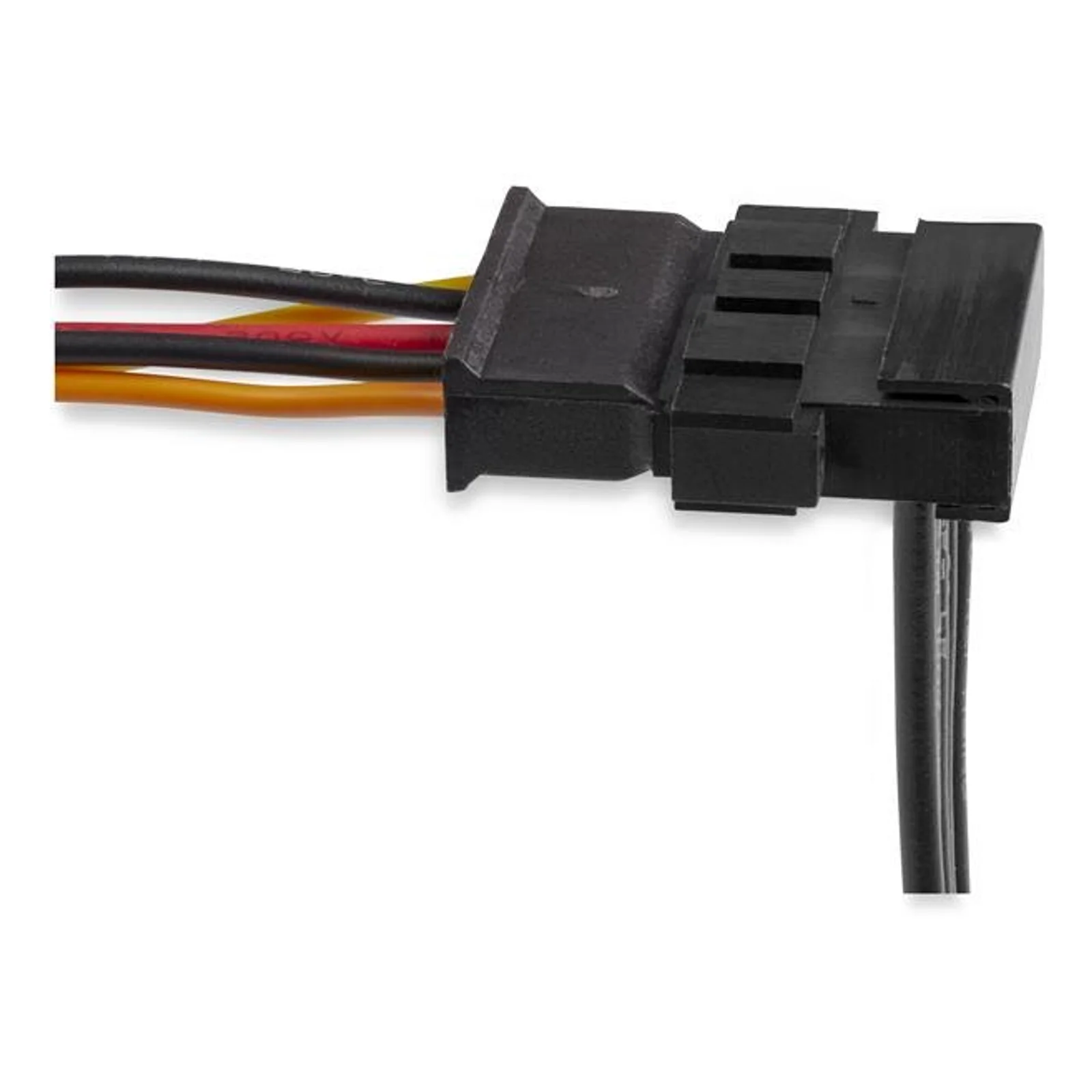 Gros plan sur connecteur SATA mâle 15 broches avec conducteurs tricolores noir, rouge et orange visibles