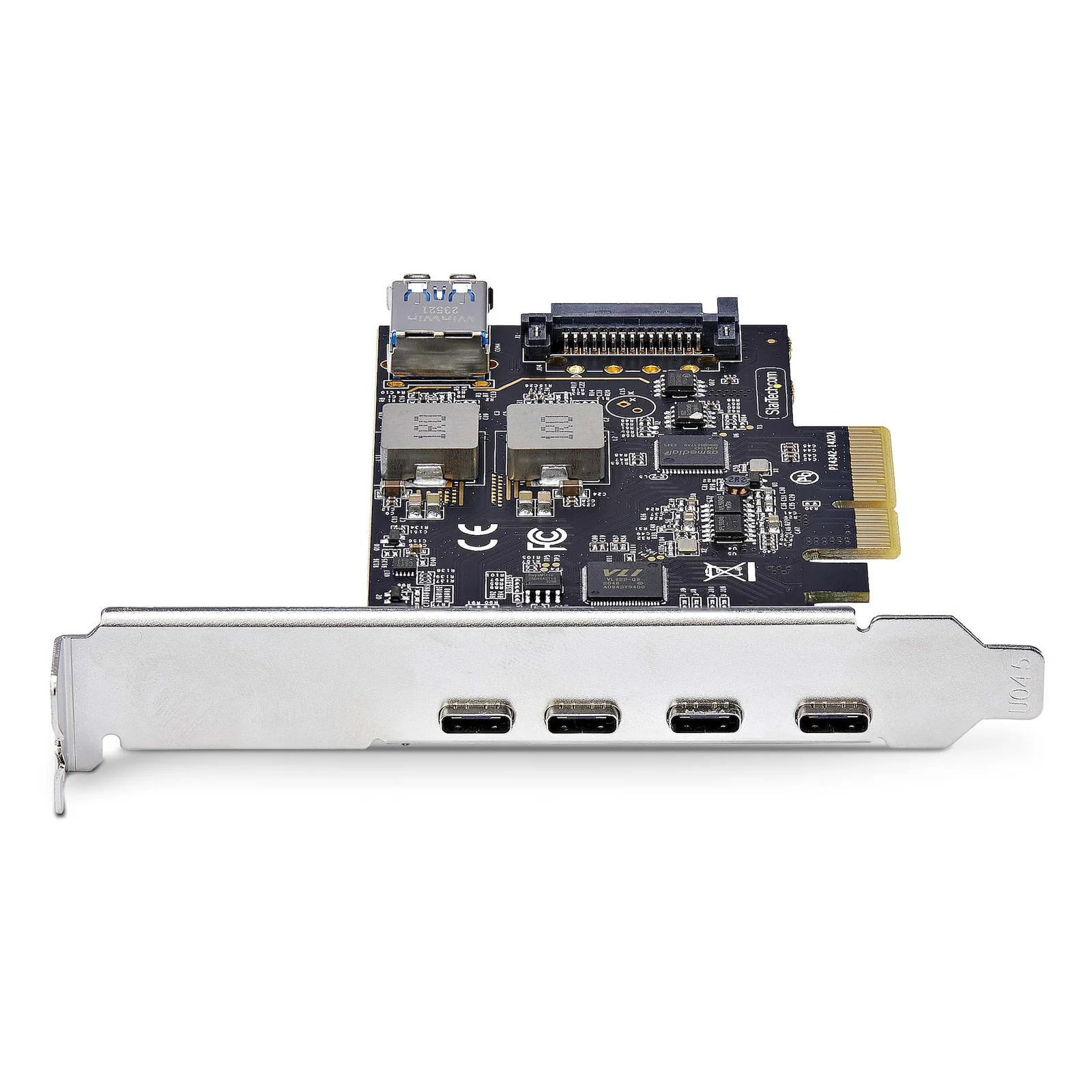 Face avant de l'équerre avec 4 prises USB-C alignées en colonne, fond blanc