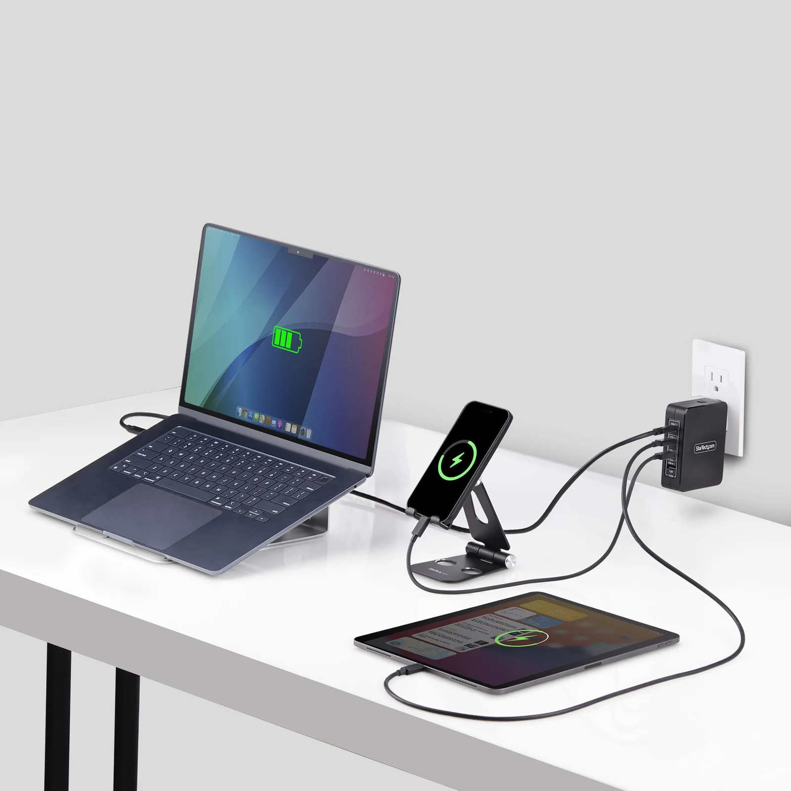 StarTech.com Chargeur Mural USB-C 140W, 3x USB-C/1x USB-A, Adaptateur d'Alimentation Power Delivery 3.1 International GaN pour MacBook/Dell XPS/Inspiron