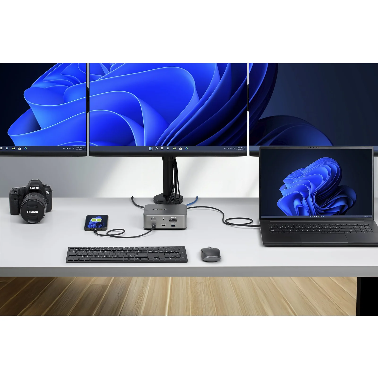 StarTech.com Dock Thunderbolt 5, Double 8K 60Hz, Triple 4K pour Windows, Jusqu'à Double 6K 60Hz pour Mac - Station d'Accueil TB5 et USB4 avec Transfert Max. 120 Gbps, PD 140W, Téléphone 30W, USB 10 Gbps