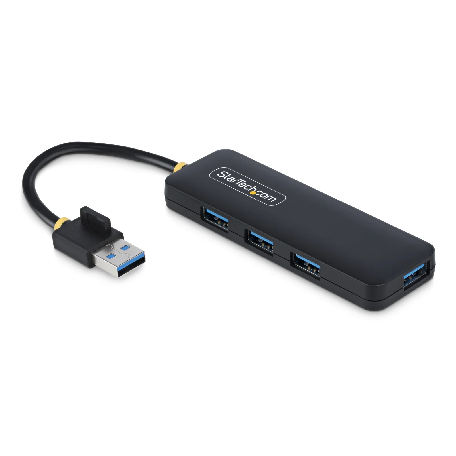 Hub USB-A 4 ports noir vue en perspective trois quarts, câble avec clip jaune et connecteur USB-A mâle bleu, angle légèrement différent de la vue principale