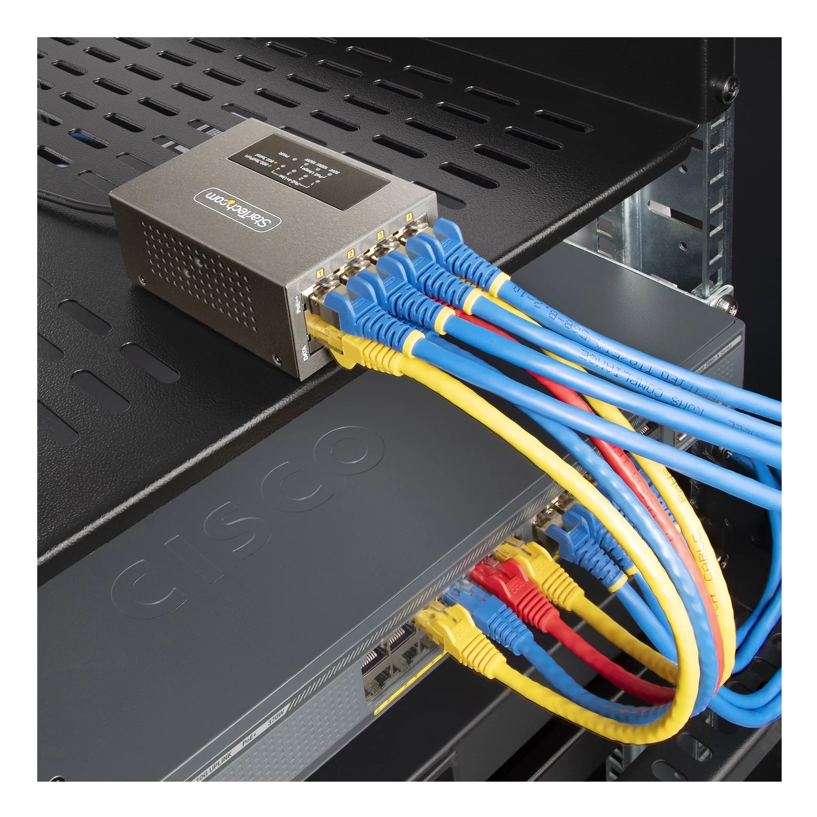 StarTech.com Injecteur PoE++ Multi-Gigabit à 4 Ports, Ethernet 5/2.5/1G (NBASE-T), PoE/PoE+/PoE++ (802.3af/802.3at/802.3bt), Puissance Absorbée 160Watts, Montage Mural/Rail DIN, Non Géré