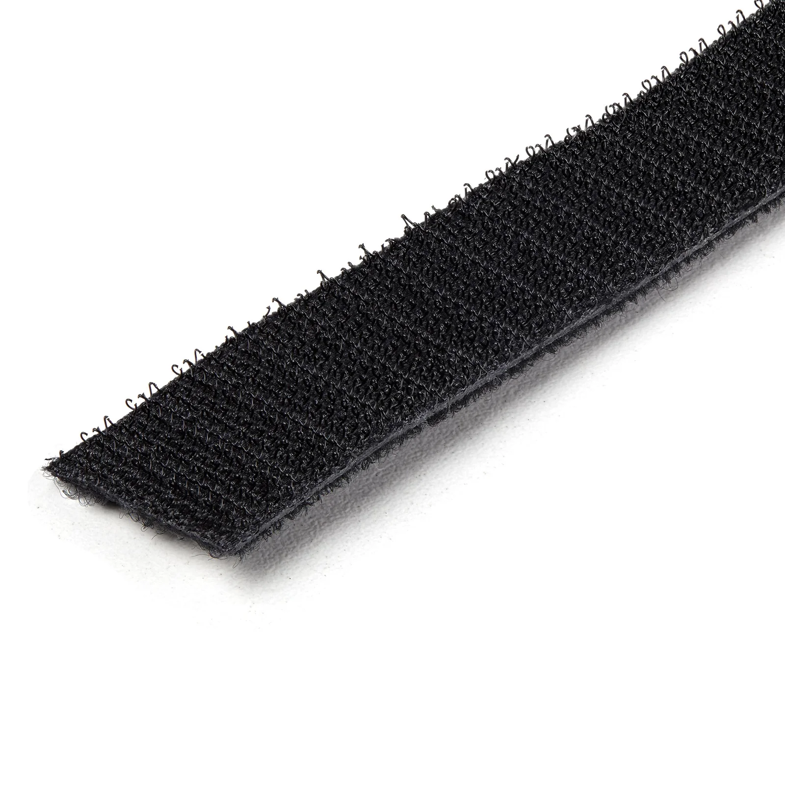 StarTech.com Ruban Auto Agrippant - Rouleau de 30,5 m pour Gestion de Câbles - Ruban Auto-Agrippant - Attaches Câble Ajustables - Sangles de Gestion de Câbles Auto-agrippantes et Réutilisables - Noir