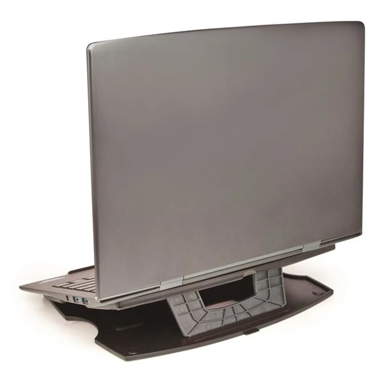 Ordinateur portable argenté positionné sur le support noir en position relevée, vue de côté montrant la base large et la ventilation centrale