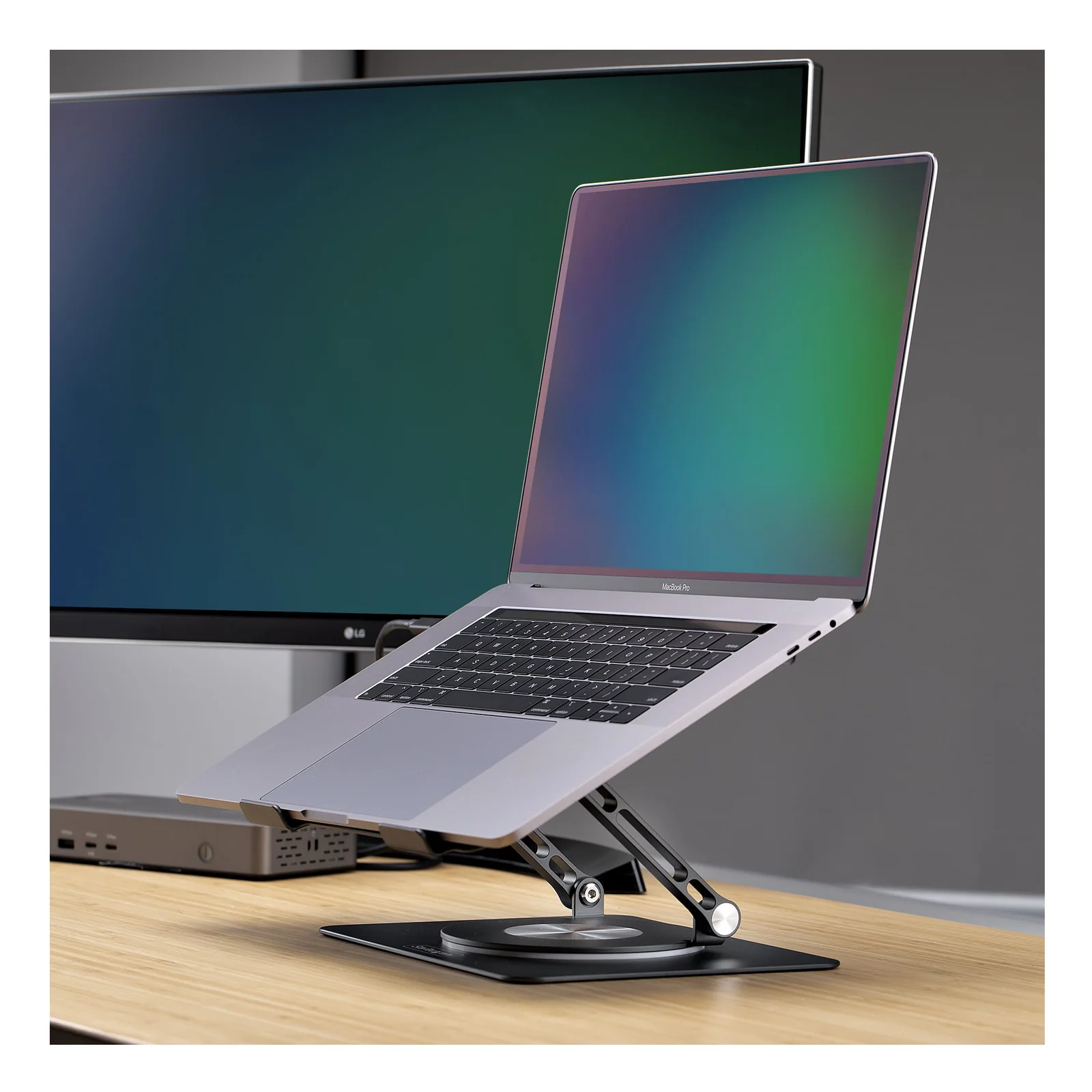 StarTech.com Support Rotatif pour PC Portable, Base Pivotante à 360&deg;, Support Rotatif pour Bureau, Hauteur et Inclinaison Réglables, Poids Max 5kg, Construction en Aluminium, Design Portable
