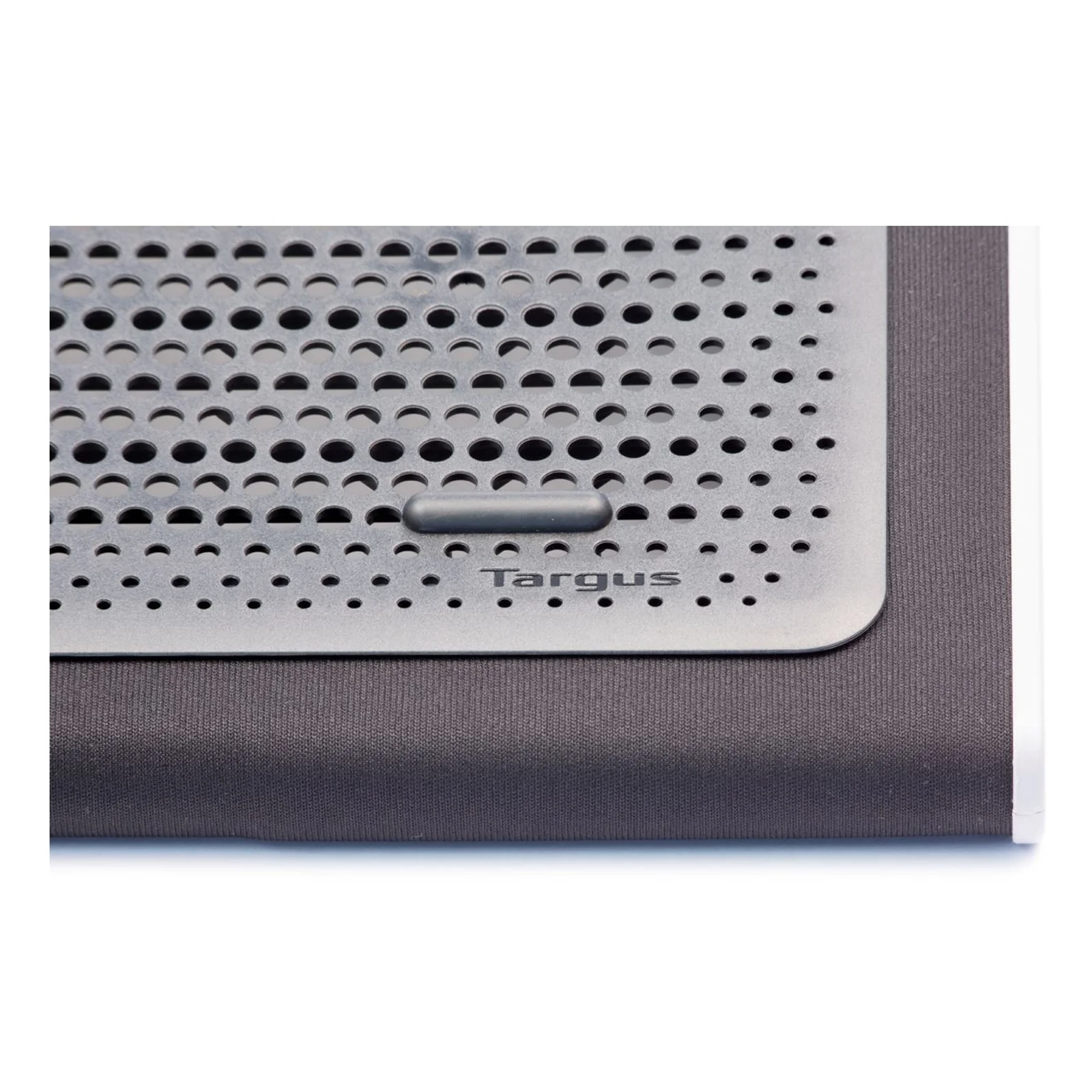 Targus AWE55GL système de refroidissement pour ordinateurs portables 43,2 cm (17") 1900 tr/min Noir, Gris
